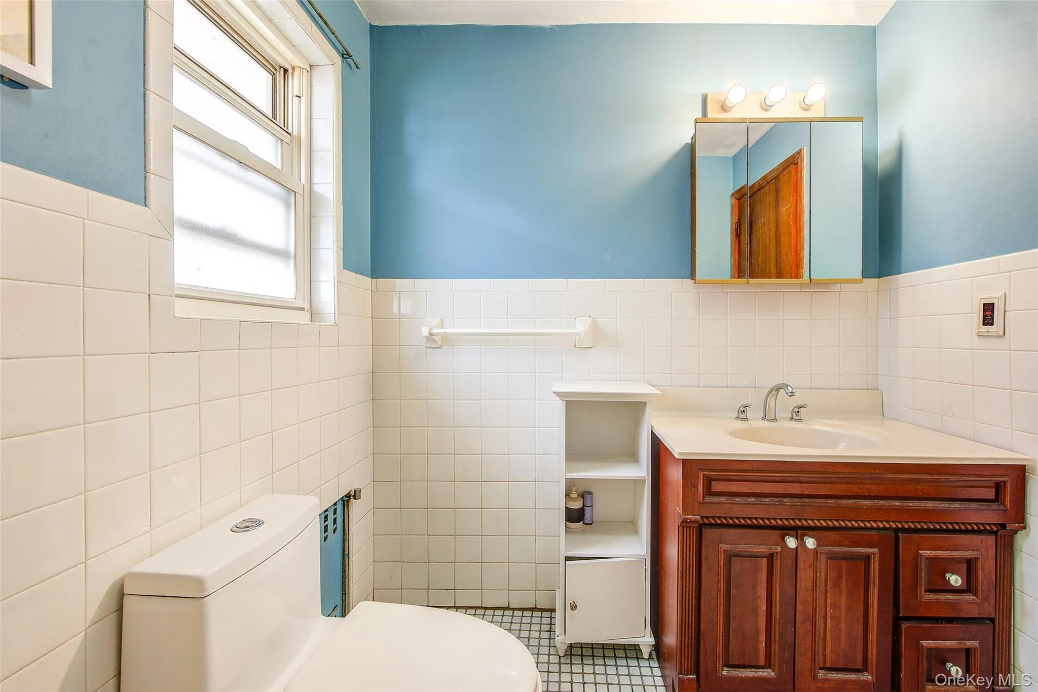 38-05 221st Street, New York, NY, 5 Bedrooms Bedrooms, 9 Rooms Rooms,1 BathroomBathrooms,Residential,For Rent,221st,0,1047983 38-05 221st Street, New York, NY, 5 Bedrooms Bedrooms, 9 Rooms Rooms,1 BathroomBathrooms,Residential,For Rent,221st,0,1047983