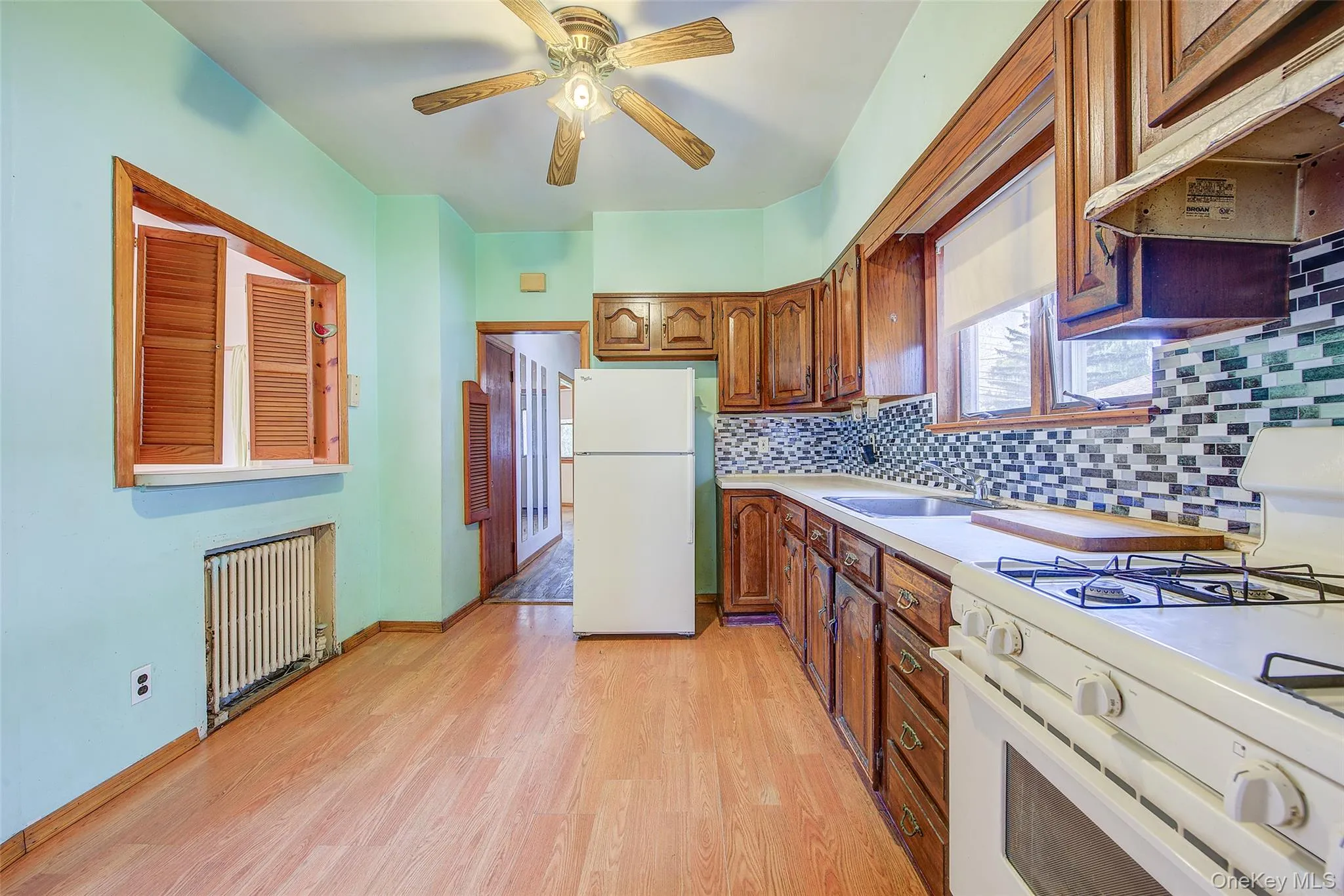 38-05 221st Street, New York, NY, 5 Bedrooms Bedrooms, 9 Rooms Rooms,1 BathroomBathrooms,Residential,For Rent,221st,0,1047983 38-05 221st Street, New York, NY, 5 Bedrooms Bedrooms, 9 Rooms Rooms,1 BathroomBathrooms,Residential,For Rent,221st,0,1047983