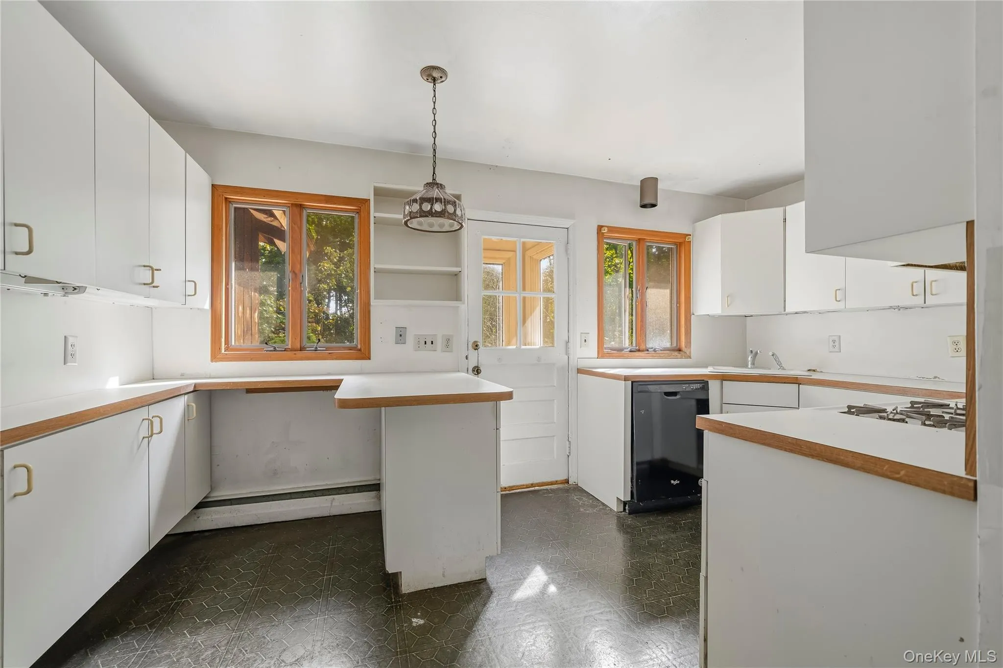 3 Old Pomona Road, Ramapo, NY, 3 Bedrooms Bedrooms, 7 Rooms Rooms,2 BathroomsBathrooms,Residential,For Rent,Old Pomona,0,1047984 3 Old Pomona Road, Ramapo, NY, 3 Bedrooms Bedrooms, 7 Rooms Rooms,2 BathroomsBathrooms,Residential,For Rent,Old Pomona,0,1047984