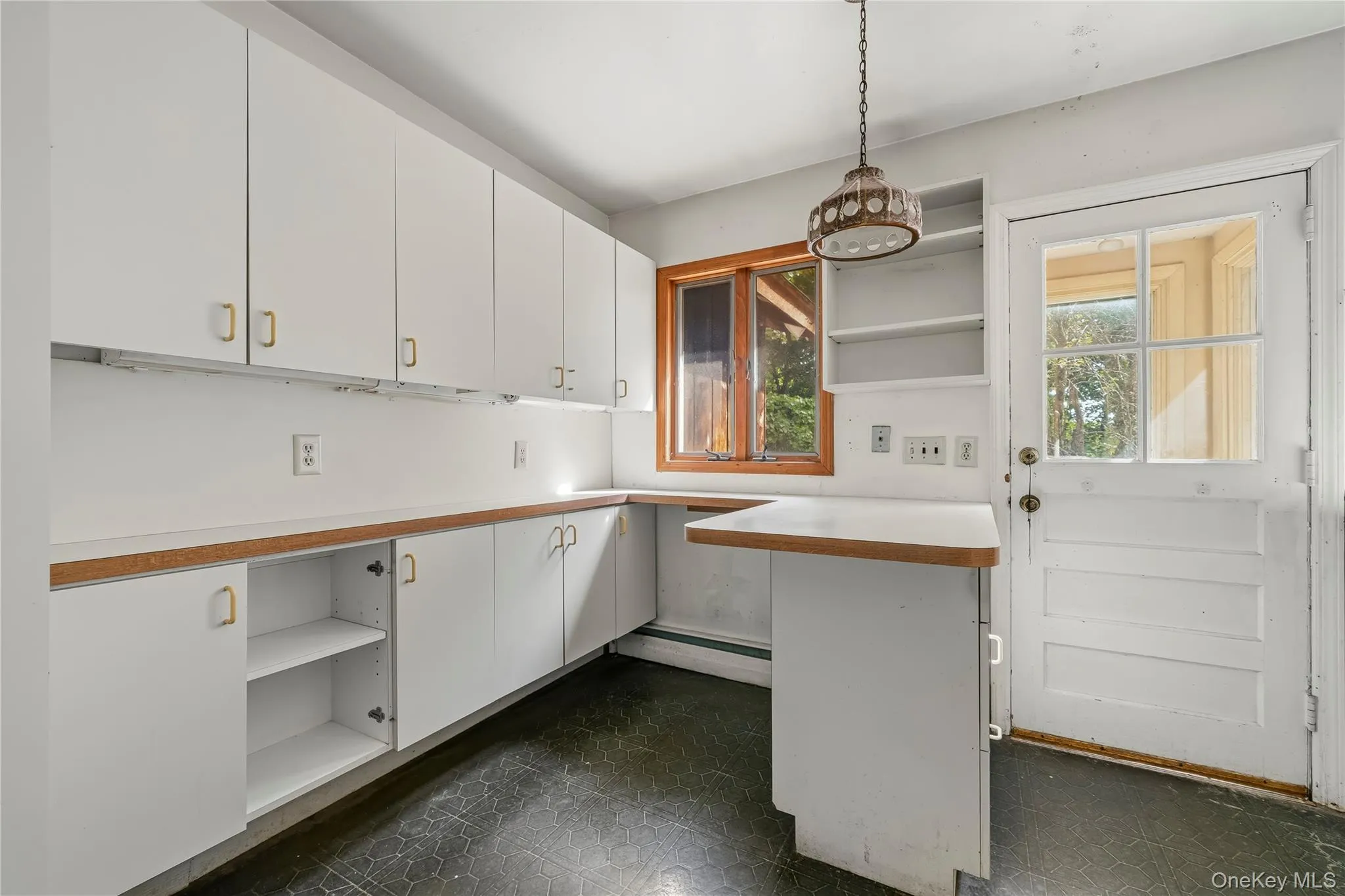 3 Old Pomona Road, Ramapo, NY, 3 Bedrooms Bedrooms, 7 Rooms Rooms,2 BathroomsBathrooms,Residential,For Rent,Old Pomona,0,1047984 3 Old Pomona Road, Ramapo, NY, 3 Bedrooms Bedrooms, 7 Rooms Rooms,2 BathroomsBathrooms,Residential,For Rent,Old Pomona,0,1047984
