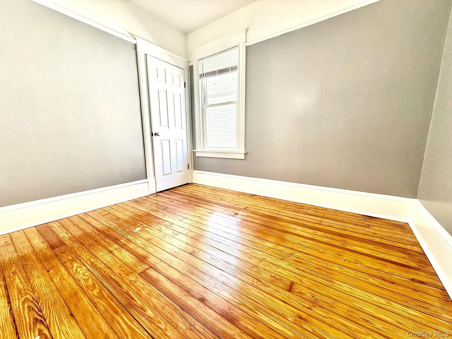 30 Manitou Avenue, Poughkeepsie, NY, 2 Bedrooms Bedrooms, 6 Rooms Rooms,1 BathroomBathrooms,Residential Lease,For Rent,Manitou,0,1047985 30 Manitou Avenue, Poughkeepsie, NY, 2 Bedrooms Bedrooms, 6 Rooms Rooms,1 BathroomBathrooms,Residential Lease,For Rent,Manitou,0,1047985