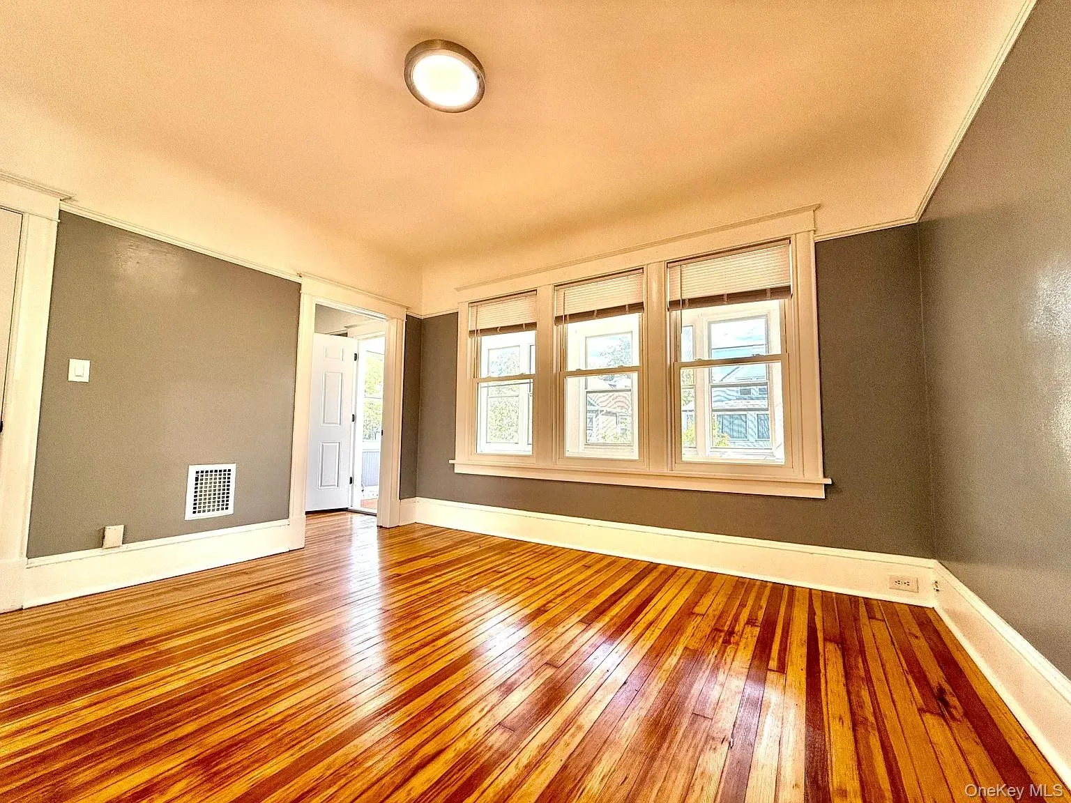 30 Manitou Avenue, Poughkeepsie, NY, 2 Bedrooms Bedrooms, 6 Rooms Rooms,1 BathroomBathrooms,Residential Lease,For Rent,Manitou,0,1047985 30 Manitou Avenue, Poughkeepsie, NY, 2 Bedrooms Bedrooms, 6 Rooms Rooms,1 BathroomBathrooms,Residential Lease,For Rent,Manitou,0,1047985