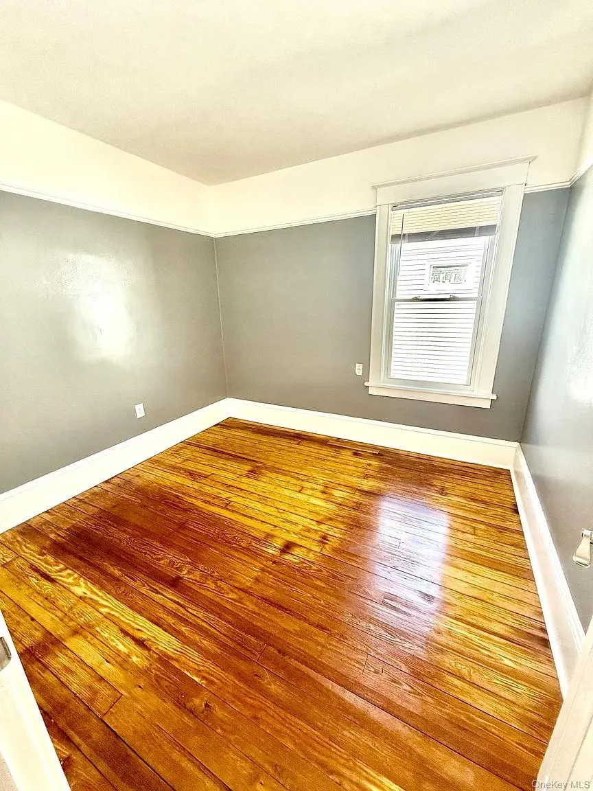 30 Manitou Avenue, Poughkeepsie, NY, 2 Bedrooms Bedrooms, 6 Rooms Rooms,1 BathroomBathrooms,Residential Lease,For Rent,Manitou,0,1047985 30 Manitou Avenue, Poughkeepsie, NY, 2 Bedrooms Bedrooms, 6 Rooms Rooms,1 BathroomBathrooms,Residential Lease,For Rent,Manitou,0,1047985