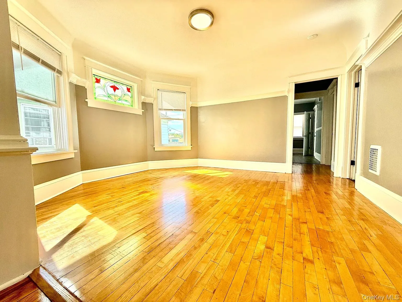 30 Manitou Avenue, Poughkeepsie, NY, 2 Bedrooms Bedrooms, 6 Rooms Rooms,1 BathroomBathrooms,Residential Lease,For Rent,Manitou,0,1047985 30 Manitou Avenue, Poughkeepsie, NY, 2 Bedrooms Bedrooms, 6 Rooms Rooms,1 BathroomBathrooms,Residential Lease,For Rent,Manitou,0,1047985