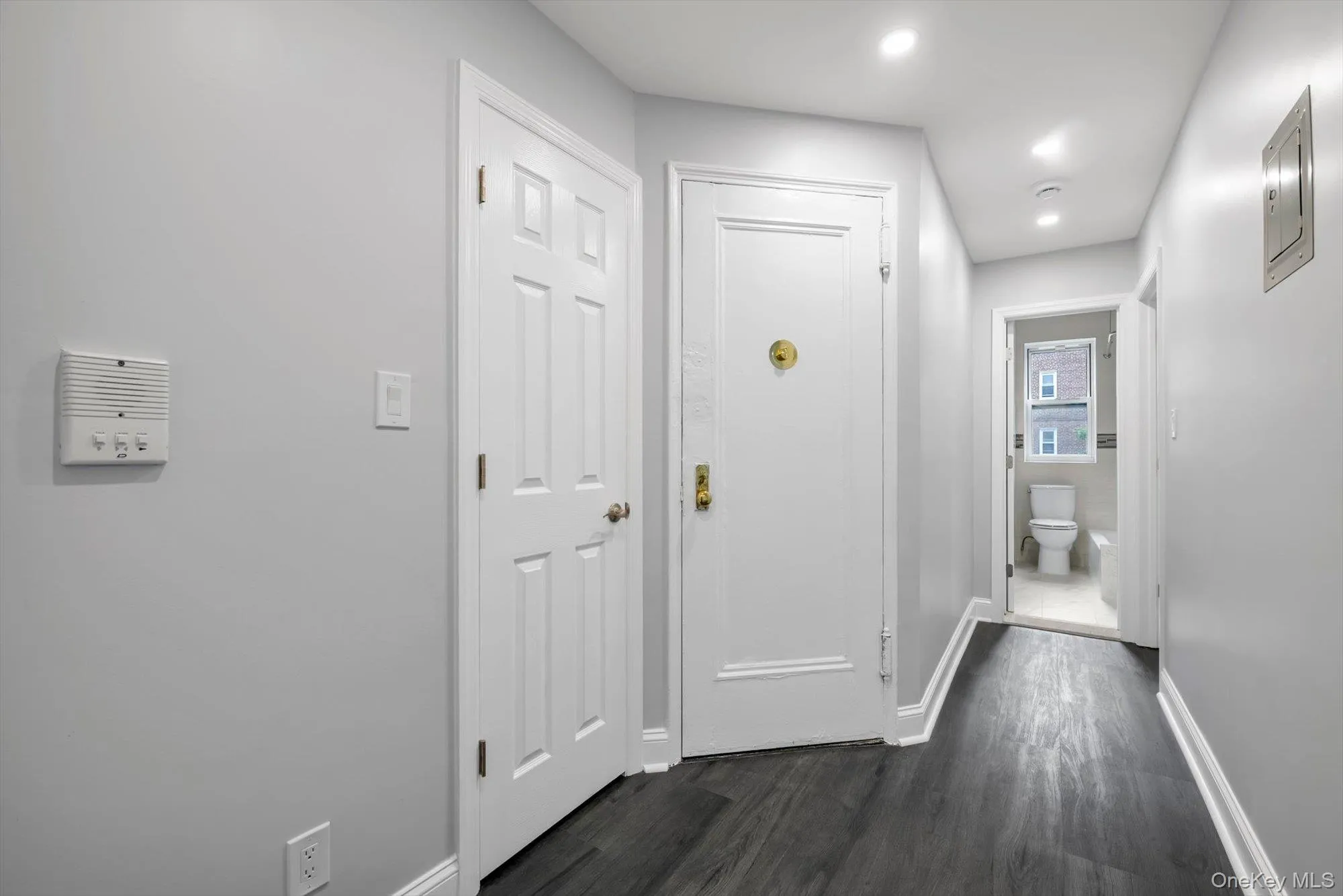 141-15 Union Turnpike, New York, NY, 1 Bedroom Bedrooms, 3 Rooms Rooms,1 BathroomBathrooms,Residential,For Rent,Union Turnpike,0,1047989 141-15 Union Turnpike, New York, NY, 1 Bedroom Bedrooms, 3 Rooms Rooms,1 BathroomBathrooms,Residential,For Rent,Union Turnpike,0,1047989