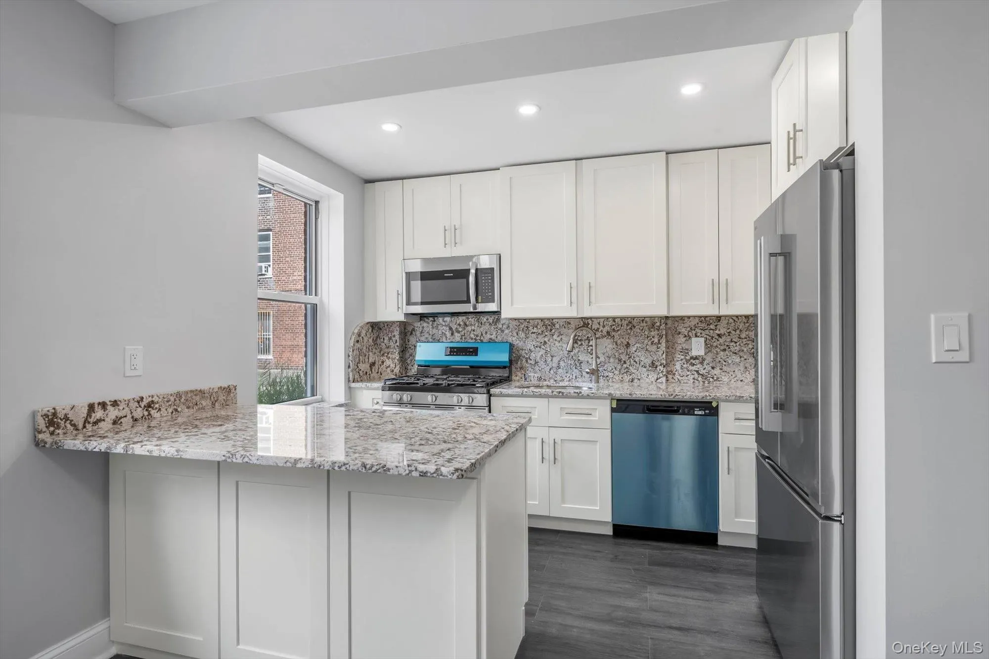 141-15 Union Turnpike, New York, NY, 1 Bedroom Bedrooms, 3 Rooms Rooms,1 BathroomBathrooms,Residential,For Rent,Union Turnpike,0,1047989 141-15 Union Turnpike, New York, NY, 1 Bedroom Bedrooms, 3 Rooms Rooms,1 BathroomBathrooms,Residential,For Rent,Union Turnpike,0,1047989