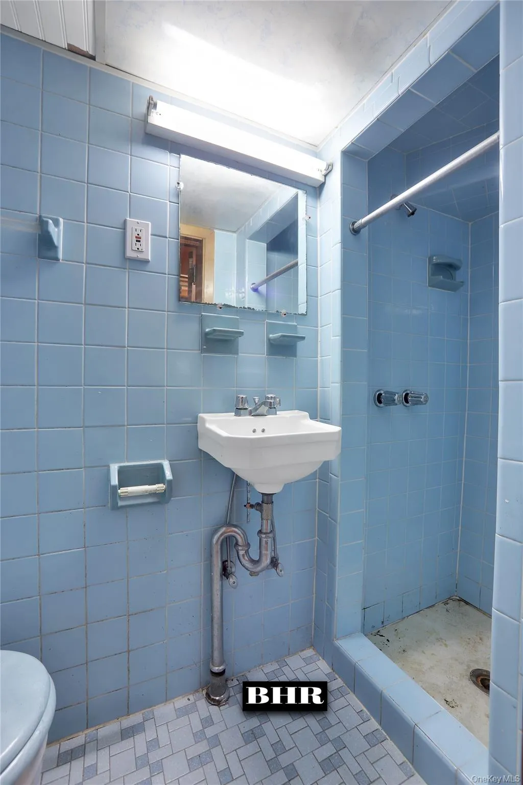 272 Exeter Street, New York, NY, 3 Bedrooms Bedrooms, 8 Rooms Rooms,4 BathroomsBathrooms,Residential,For Rent,Exeter,0,1047990 272 Exeter Street, New York, NY, 3 Bedrooms Bedrooms, 8 Rooms Rooms,4 BathroomsBathrooms,Residential,For Rent,Exeter,0,1047990