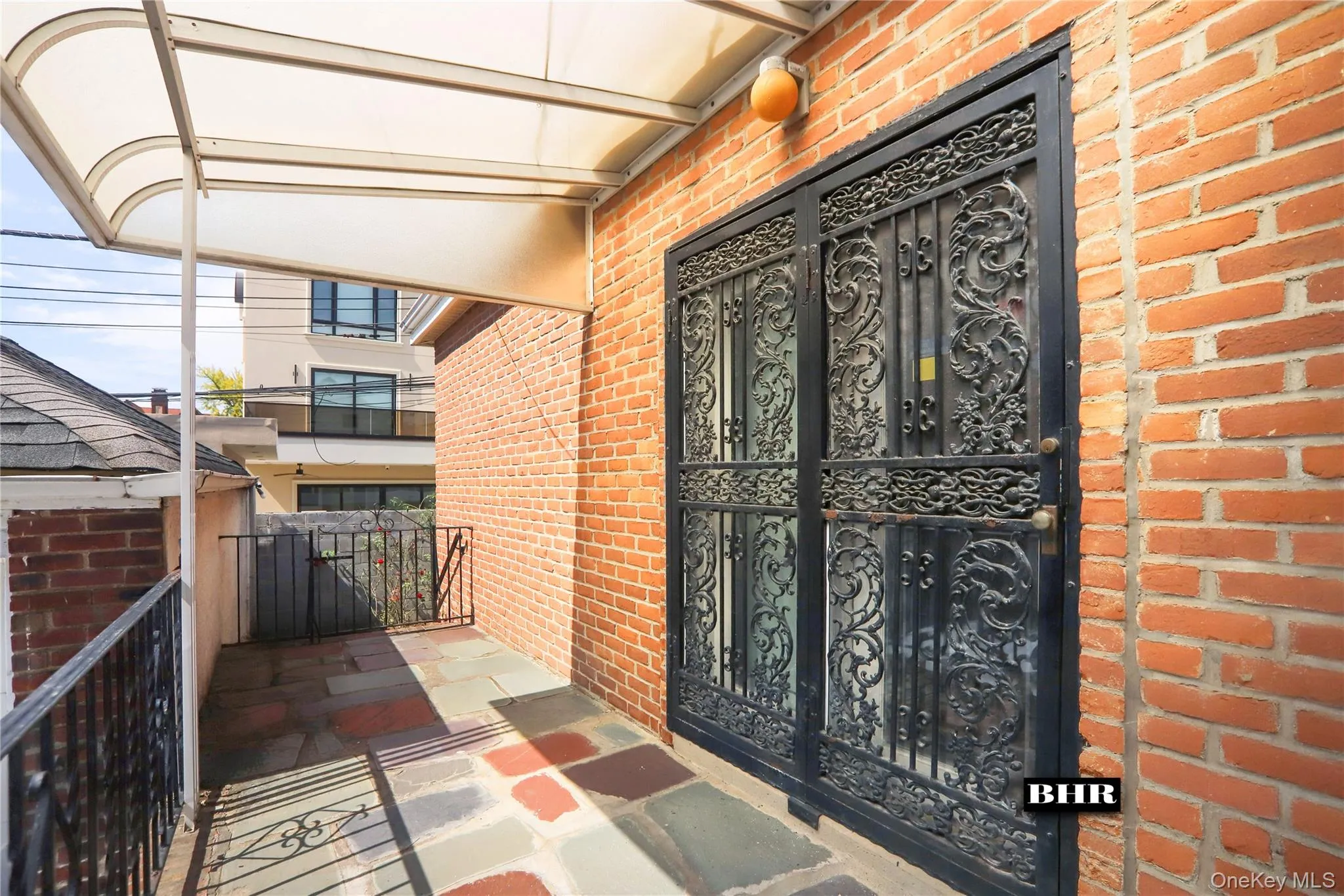 272 Exeter Street, New York, NY, 3 Bedrooms Bedrooms, 8 Rooms Rooms,4 BathroomsBathrooms,Residential,For Rent,Exeter,0,1047990 272 Exeter Street, New York, NY, 3 Bedrooms Bedrooms, 8 Rooms Rooms,4 BathroomsBathrooms,Residential,For Rent,Exeter,0,1047990