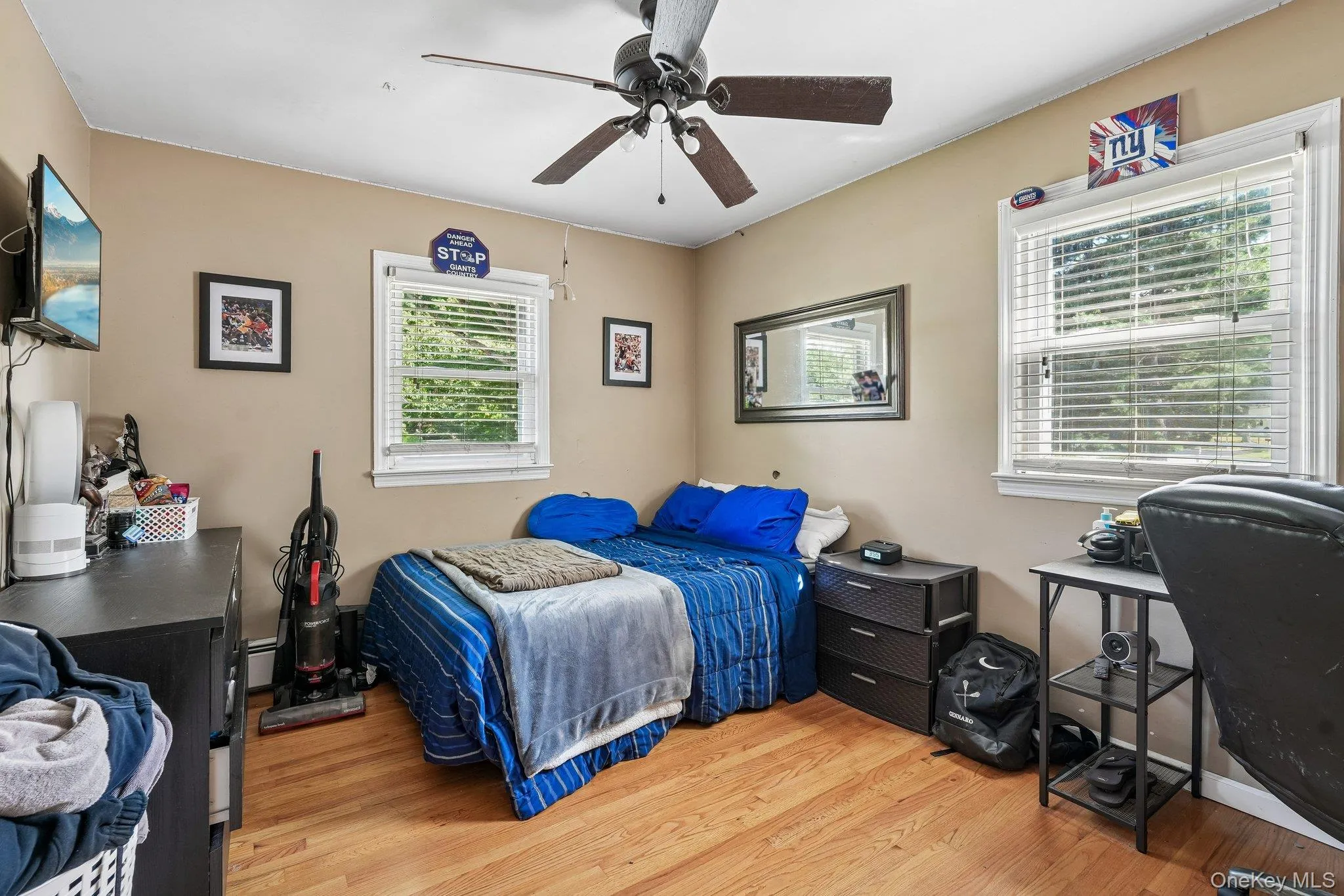 8 Townsend Place, Chester Town, NY, 4 Bedrooms Bedrooms, 9 Rooms Rooms,2 BathroomsBathrooms,Residential,For Rent,Townsend,0,1047996 8 Townsend Place, Chester Town, NY, 4 Bedrooms Bedrooms, 9 Rooms Rooms,2 BathroomsBathrooms,Residential,For Rent,Townsend,0,1047996