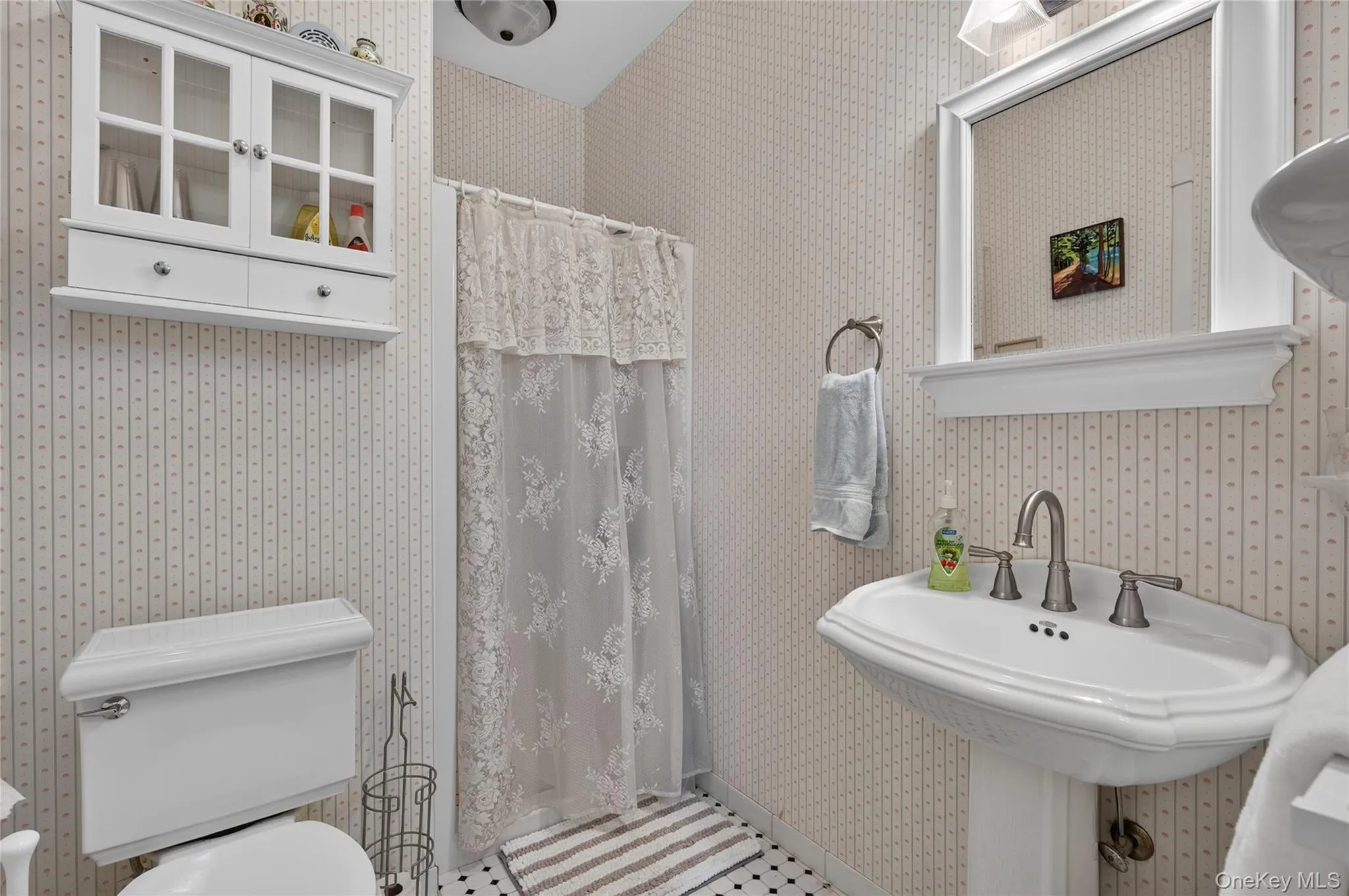 10 Holden Lane, Oyster Bay, NY, 5 Bedrooms Bedrooms, 9 Rooms Rooms,3 BathroomsBathrooms,Residential,For Rent,Holden,0,1048006 10 Holden Lane, Oyster Bay, NY, 5 Bedrooms Bedrooms, 9 Rooms Rooms,3 BathroomsBathrooms,Residential,For Rent,Holden,0,1048006