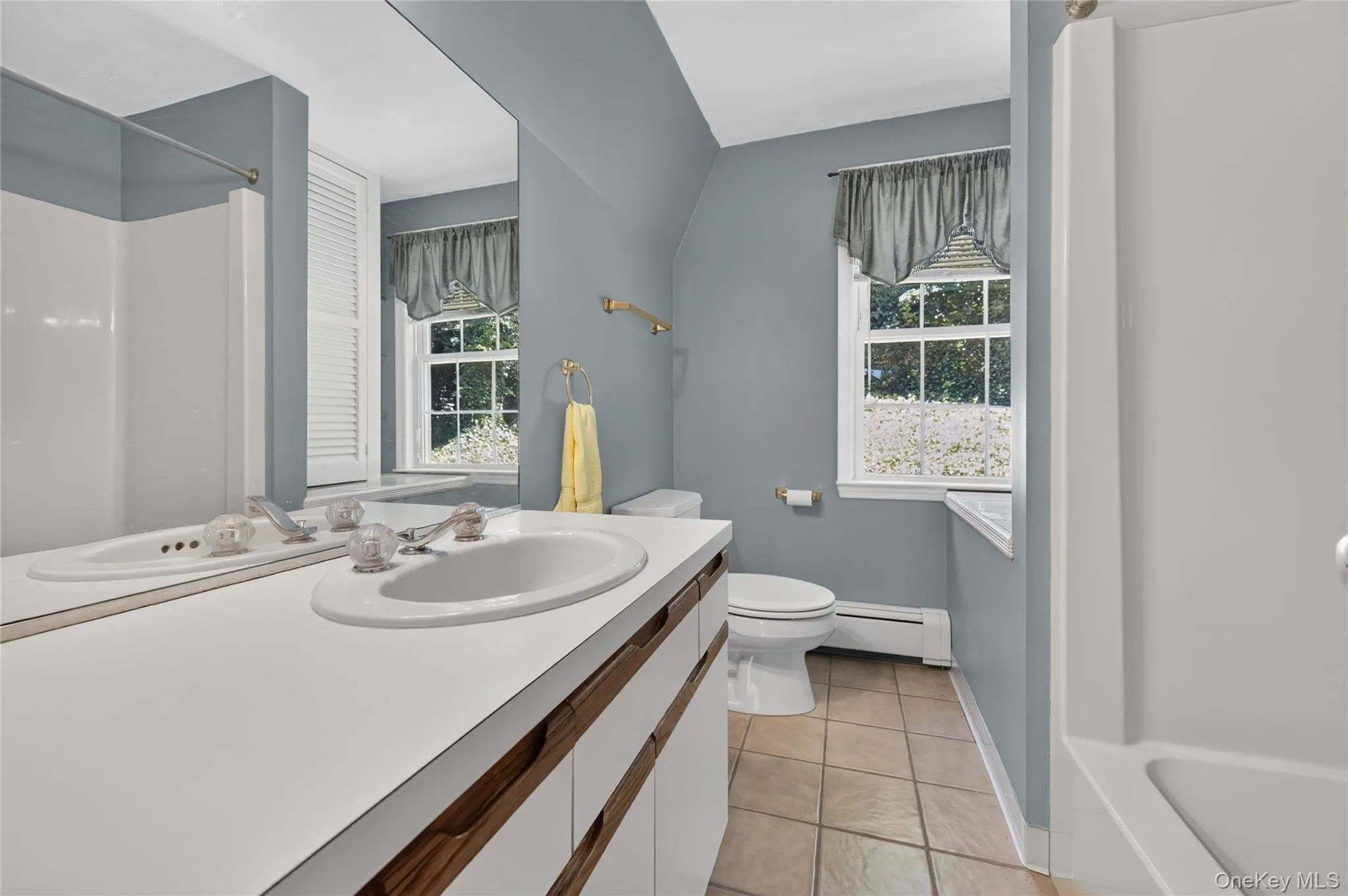 10 Holden Lane, Oyster Bay, NY, 5 Bedrooms Bedrooms, 9 Rooms Rooms,3 BathroomsBathrooms,Residential,For Rent,Holden,0,1048006 10 Holden Lane, Oyster Bay, NY, 5 Bedrooms Bedrooms, 9 Rooms Rooms,3 BathroomsBathrooms,Residential,For Rent,Holden,0,1048006