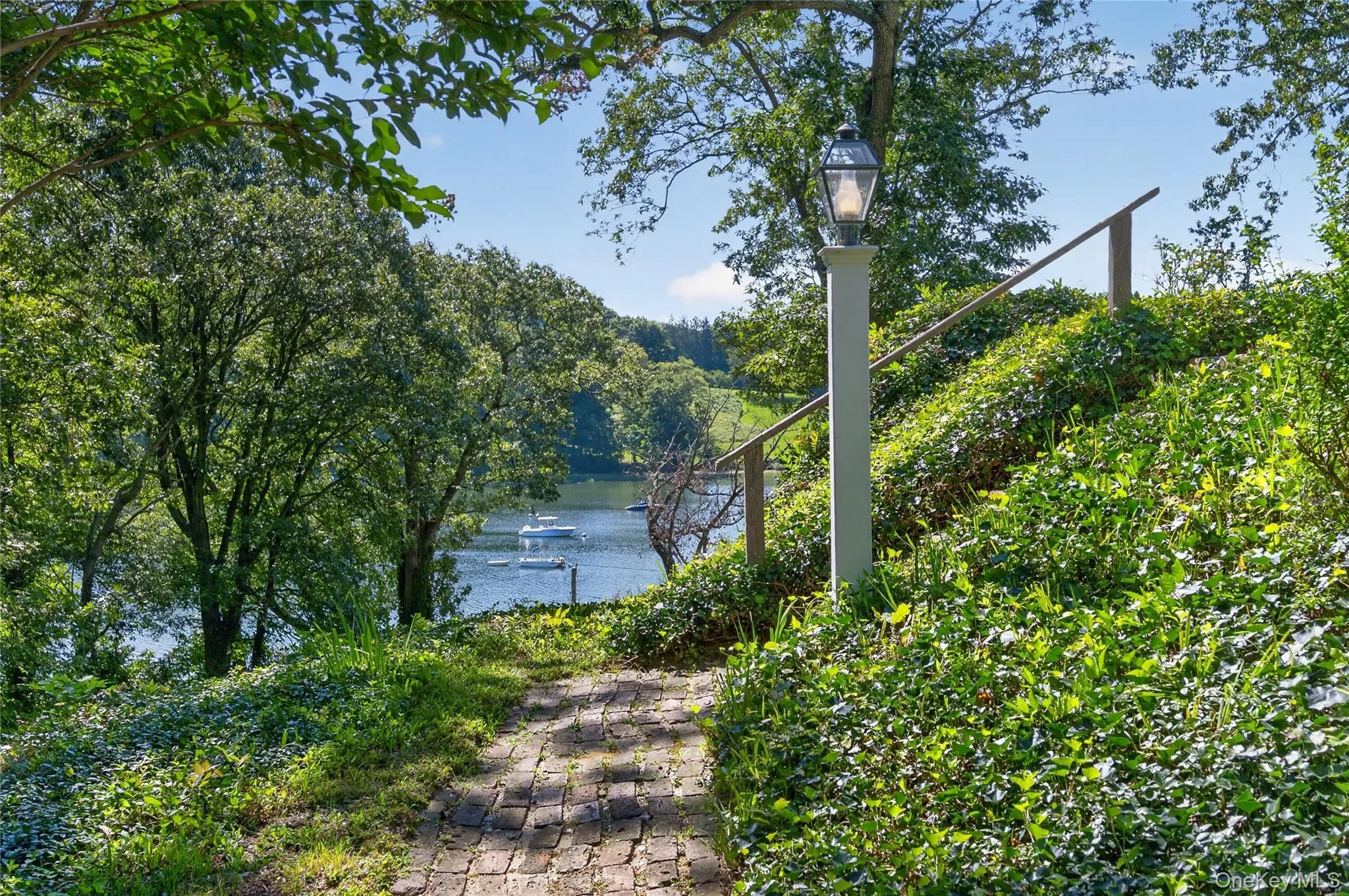 10 Holden Lane, Oyster Bay, NY, 5 Bedrooms Bedrooms, 9 Rooms Rooms,3 BathroomsBathrooms,Residential,For Rent,Holden,0,1048006 10 Holden Lane, Oyster Bay, NY, 5 Bedrooms Bedrooms, 9 Rooms Rooms,3 BathroomsBathrooms,Residential,For Rent,Holden,0,1048006