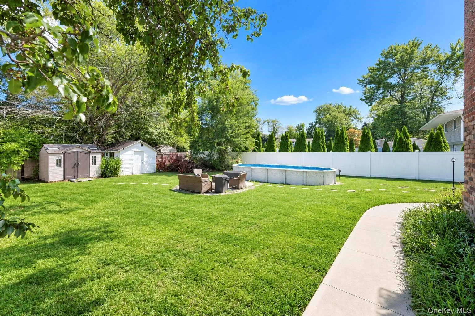 19 Badger Lane, Brookhaven, NY, 4 Bedrooms Bedrooms, 8 Rooms Rooms,1 BathroomBathrooms,Residential,For Rent,Badger,0,1048007 19 Badger Lane, Brookhaven, NY, 4 Bedrooms Bedrooms, 8 Rooms Rooms,1 BathroomBathrooms,Residential,For Rent,Badger,0,1048007