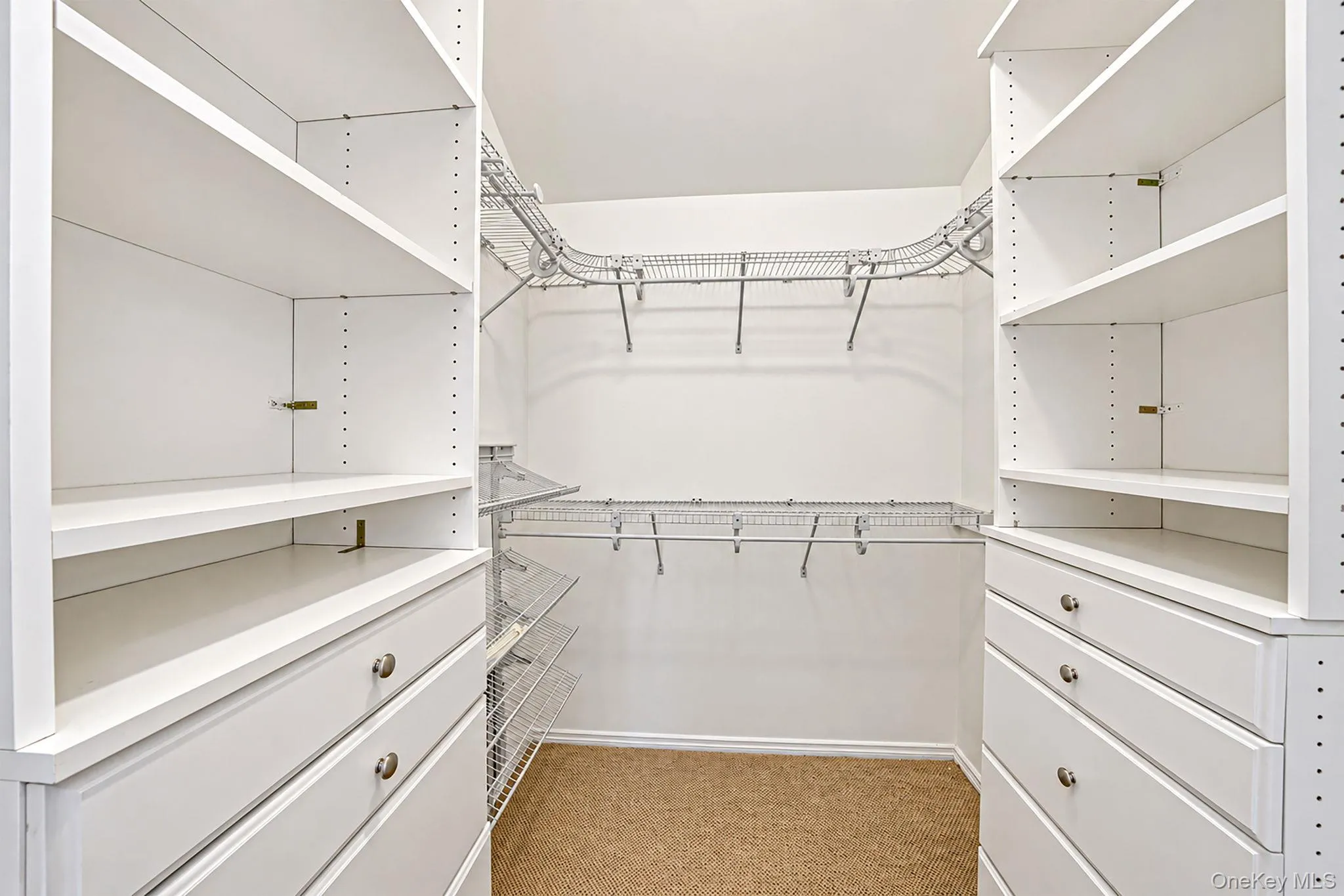 5 Willets Drive, Oyster Bay, NY, 3 Bedrooms Bedrooms, 9 Rooms Rooms,3 BathroomsBathrooms,Residential,For Rent,Willets,0,1048009 5 Willets Drive, Oyster Bay, NY, 3 Bedrooms Bedrooms, 9 Rooms Rooms,3 BathroomsBathrooms,Residential,For Rent,Willets,0,1048009