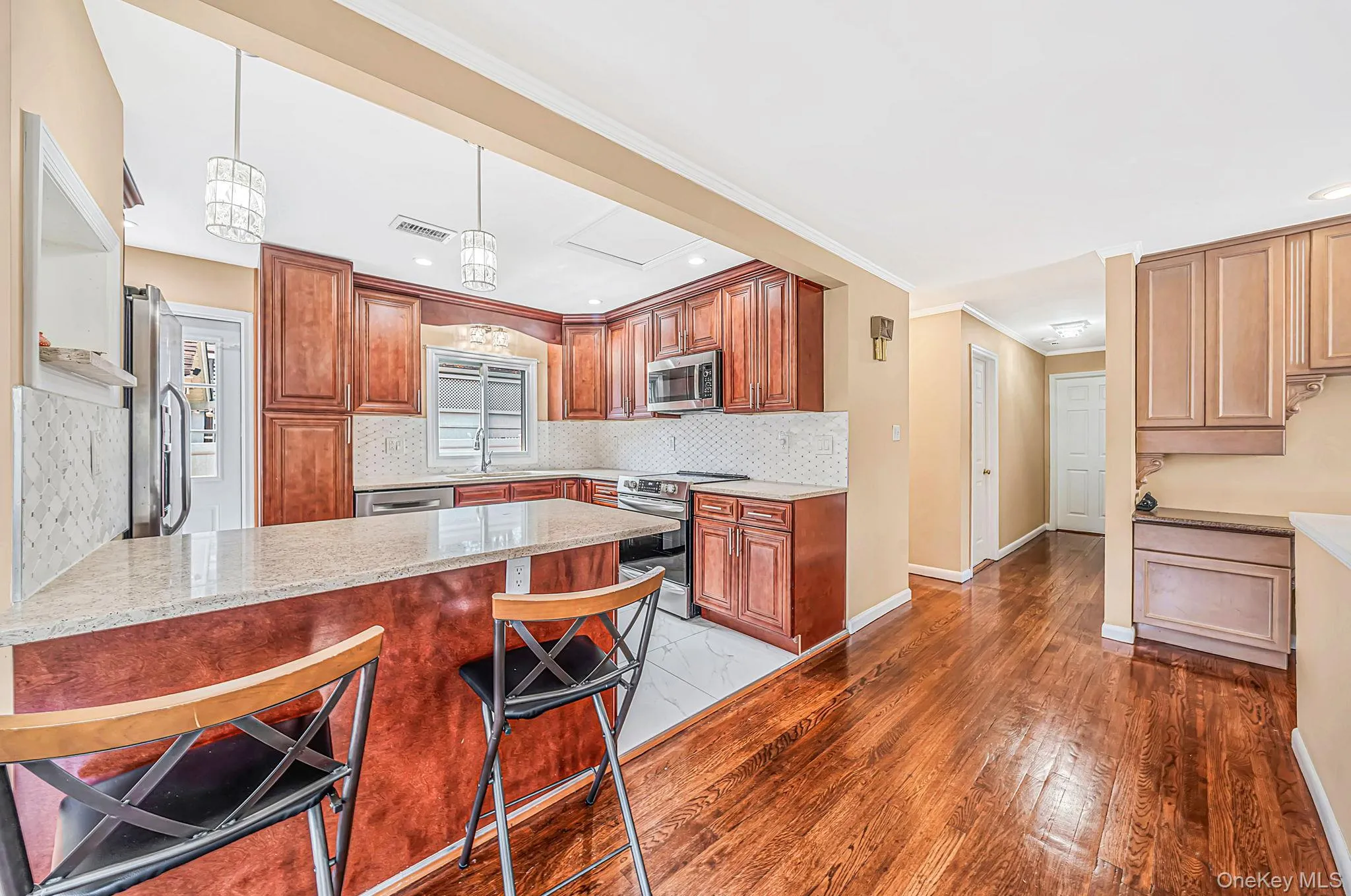 5 Willets Drive, Oyster Bay, NY, 3 Bedrooms Bedrooms, 9 Rooms Rooms,3 BathroomsBathrooms,Residential,For Rent,Willets,0,1048009 5 Willets Drive, Oyster Bay, NY, 3 Bedrooms Bedrooms, 9 Rooms Rooms,3 BathroomsBathrooms,Residential,For Rent,Willets,0,1048009