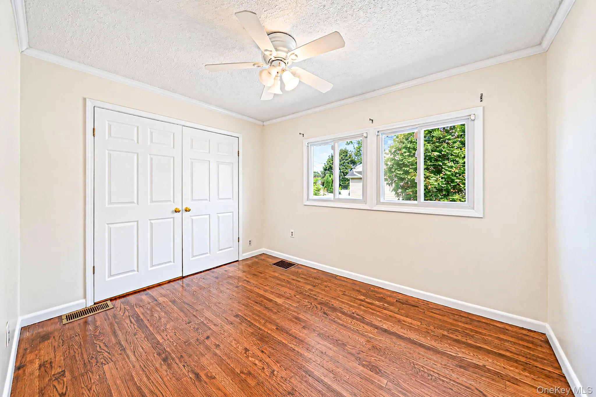5 Willets Drive, Oyster Bay, NY, 3 Bedrooms Bedrooms, 9 Rooms Rooms,3 BathroomsBathrooms,Residential,For Rent,Willets,0,1048009 5 Willets Drive, Oyster Bay, NY, 3 Bedrooms Bedrooms, 9 Rooms Rooms,3 BathroomsBathrooms,Residential,For Rent,Willets,0,1048009