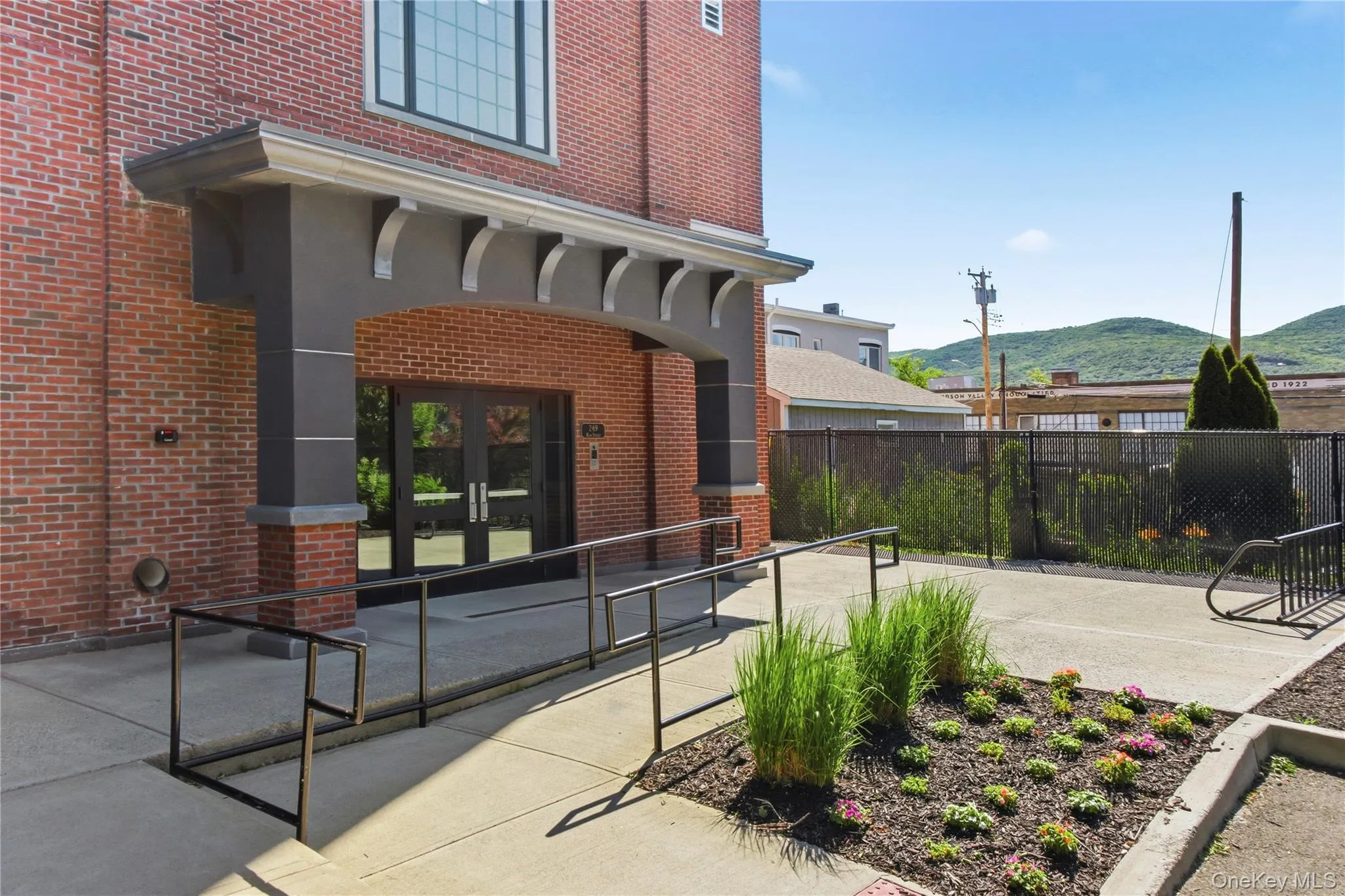 249 Main Street, Beacon, NY, 1 Bedroom Bedrooms, 5 Rooms Rooms,1 BathroomBathrooms,Residential,For Rent,Street,0,1048010 249 Main Street, Beacon, NY, 1 Bedroom Bedrooms, 5 Rooms Rooms,1 BathroomBathrooms,Residential,For Rent,Street,0,1048010