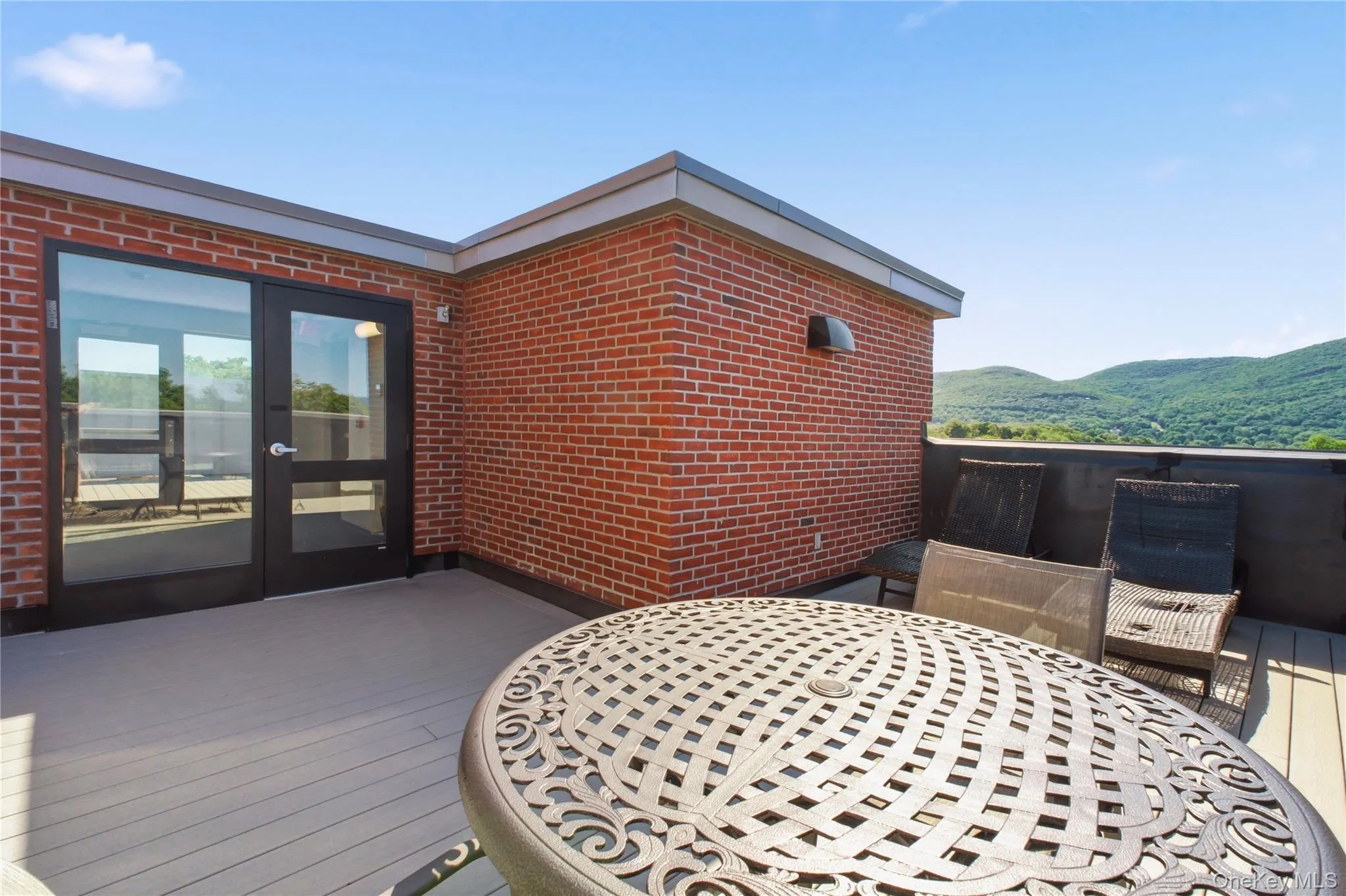249 Main Street, Beacon, NY, 1 Bedroom Bedrooms, 5 Rooms Rooms,1 BathroomBathrooms,Residential,For Rent,Street,0,1048010 249 Main Street, Beacon, NY, 1 Bedroom Bedrooms, 5 Rooms Rooms,1 BathroomBathrooms,Residential,For Rent,Street,0,1048010
