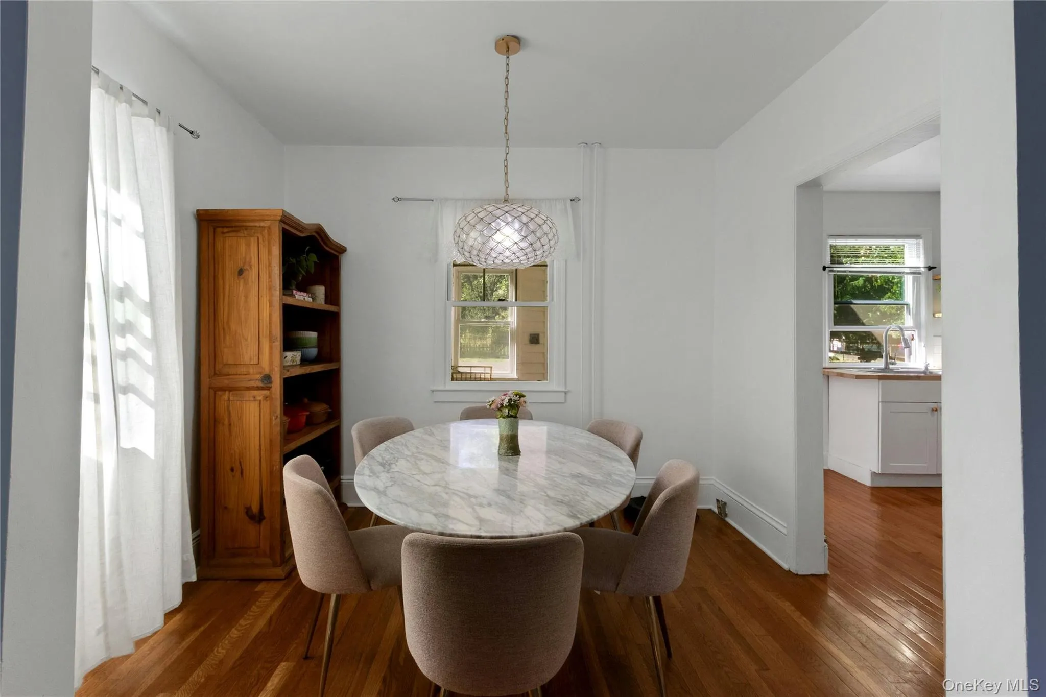 115 Larchdale Avenue, Clarkstown, NY, 3 Bedrooms Bedrooms, 7 Rooms Rooms,2 BathroomsBathrooms,Residential Lease,For Rent,Larchdale,0,1048011 115 Larchdale Avenue, Clarkstown, NY, 3 Bedrooms Bedrooms, 7 Rooms Rooms,2 BathroomsBathrooms,Residential Lease,For Rent,Larchdale,0,1048011