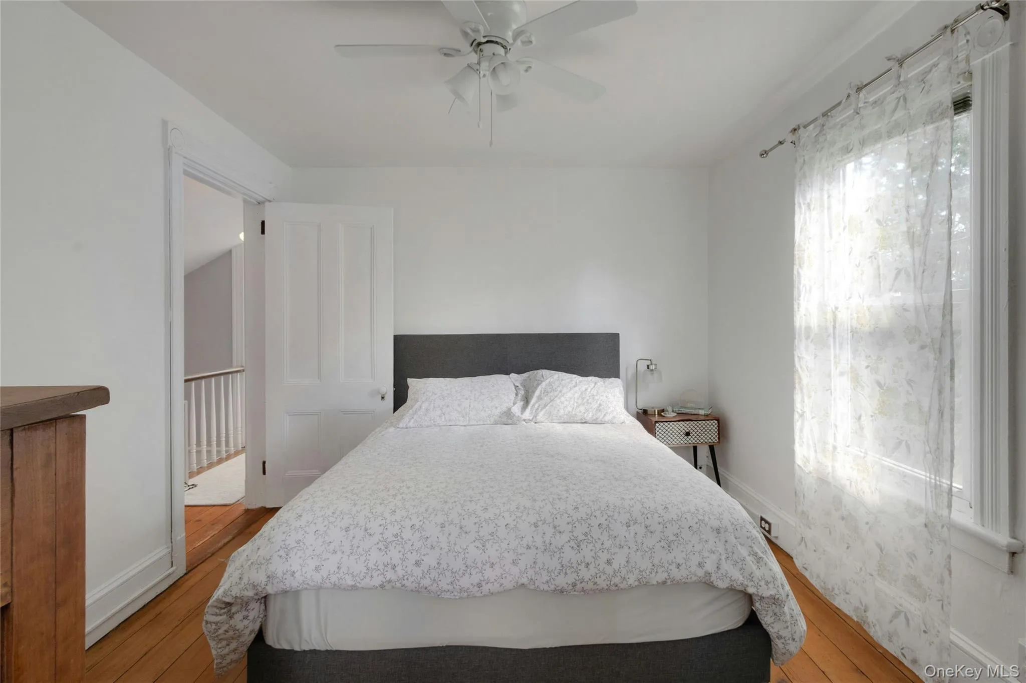 115 Larchdale Avenue, Clarkstown, NY, 3 Bedrooms Bedrooms, 7 Rooms Rooms,2 BathroomsBathrooms,Residential Lease,For Rent,Larchdale,0,1048011 115 Larchdale Avenue, Clarkstown, NY, 3 Bedrooms Bedrooms, 7 Rooms Rooms,2 BathroomsBathrooms,Residential Lease,For Rent,Larchdale,0,1048011