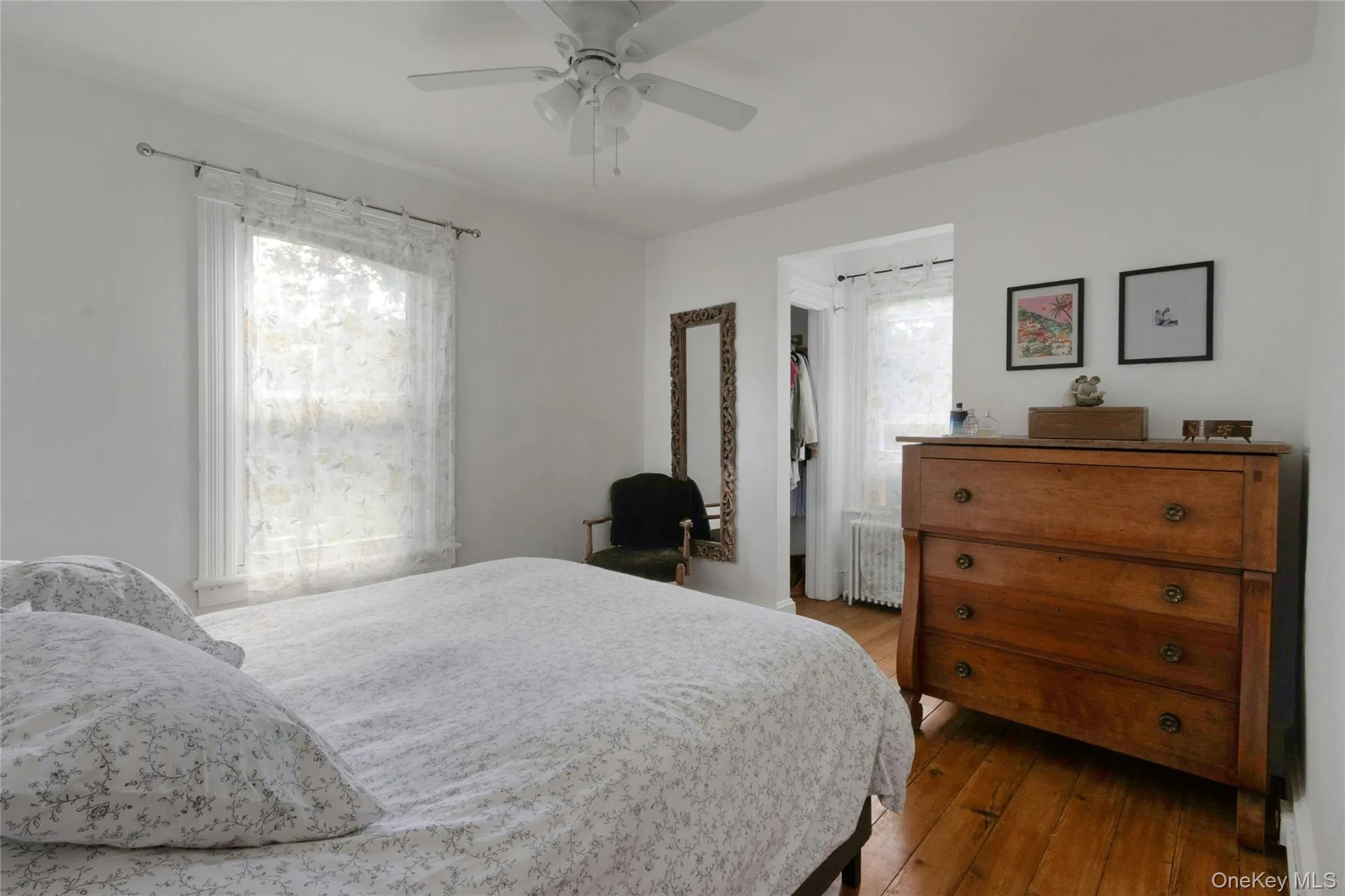115 Larchdale Avenue, Clarkstown, NY, 3 Bedrooms Bedrooms, 7 Rooms Rooms,2 BathroomsBathrooms,Residential Lease,For Rent,Larchdale,0,1048011 115 Larchdale Avenue, Clarkstown, NY, 3 Bedrooms Bedrooms, 7 Rooms Rooms,2 BathroomsBathrooms,Residential Lease,For Rent,Larchdale,0,1048011