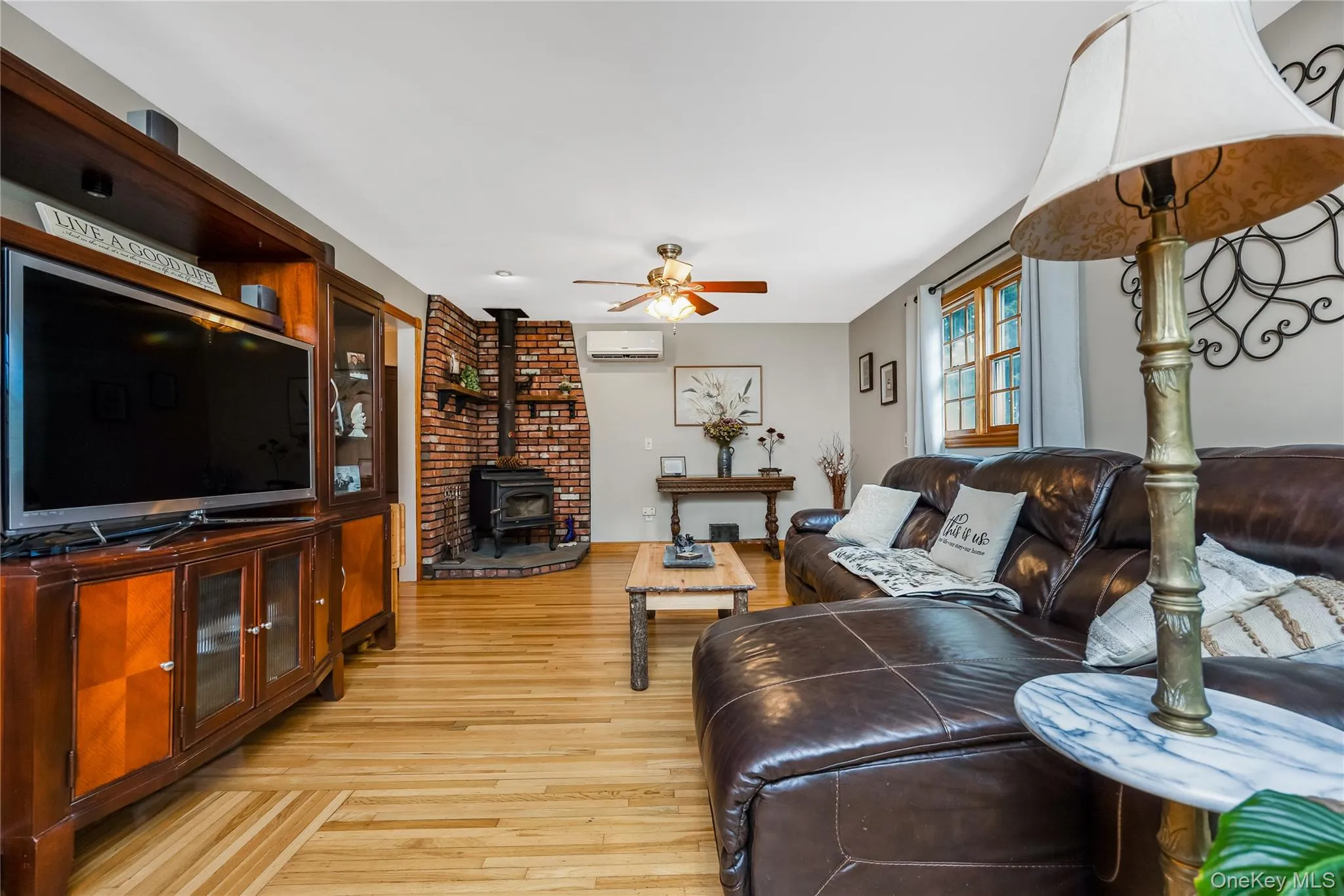 60 Jaycox Avenue, Islip, NY, 4 Bedrooms Bedrooms, 8 Rooms Rooms,2 BathroomsBathrooms,Residential,For Rent,Jaycox,0,1048018 60 Jaycox Avenue, Islip, NY, 4 Bedrooms Bedrooms, 8 Rooms Rooms,2 BathroomsBathrooms,Residential,For Rent,Jaycox,0,1048018