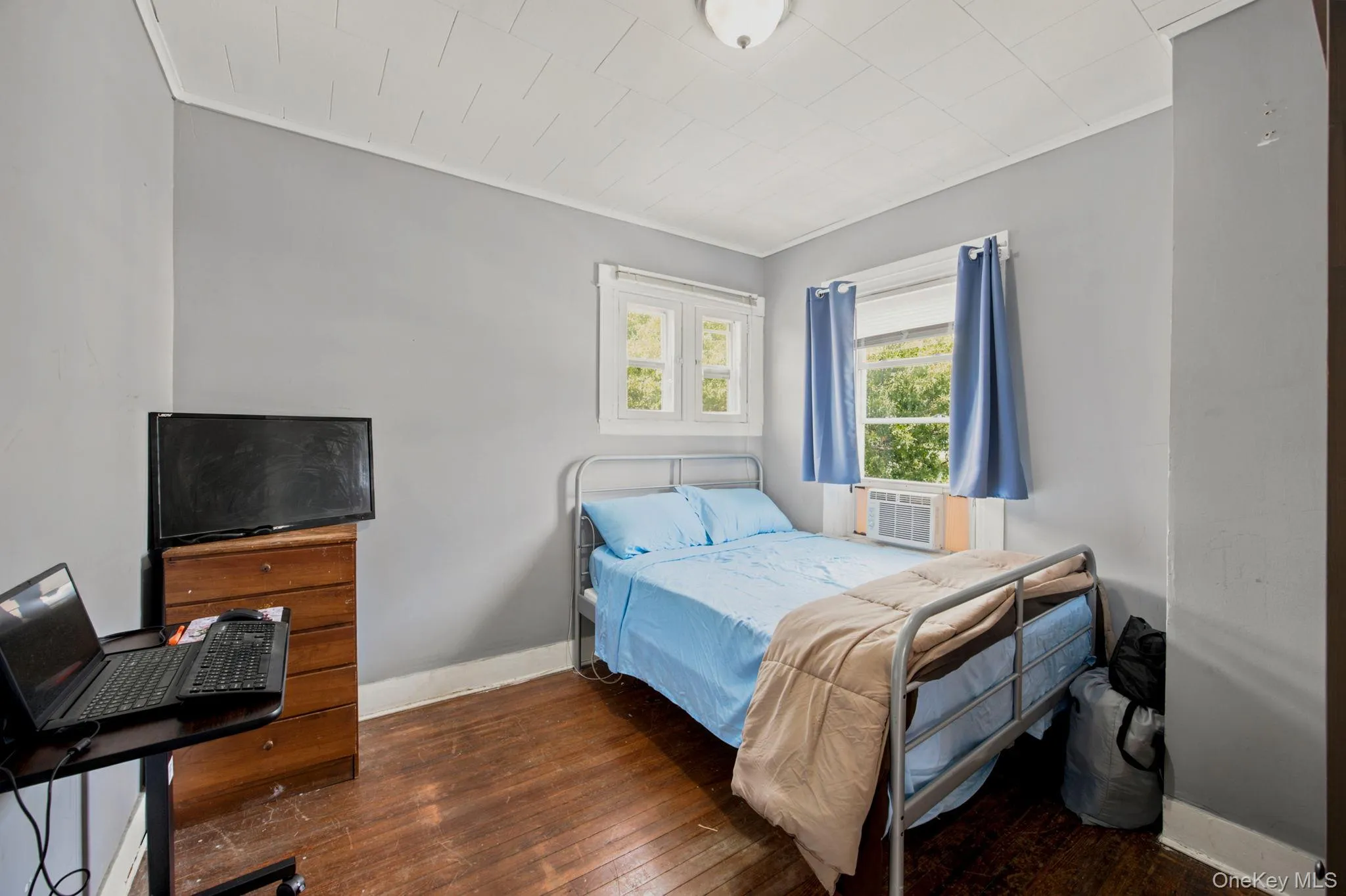 93-27 92nd Avenue, New York, NY, 4 Bedrooms Bedrooms, 7 Rooms Rooms,1 BathroomBathrooms,Residential,For Rent,92nd,0,1048019 93-27 92nd Avenue, New York, NY, 4 Bedrooms Bedrooms, 7 Rooms Rooms,1 BathroomBathrooms,Residential,For Rent,92nd,0,1048019