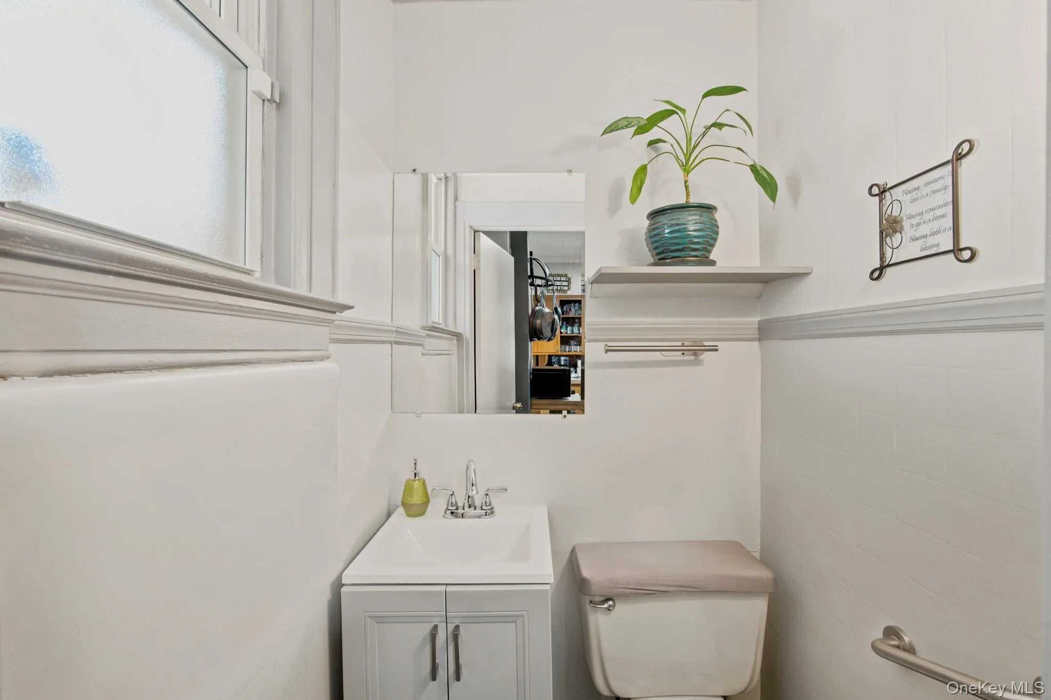93-27 92nd Avenue, New York, NY, 4 Bedrooms Bedrooms, 7 Rooms Rooms,1 BathroomBathrooms,Residential,For Rent,92nd,0,1048019 93-27 92nd Avenue, New York, NY, 4 Bedrooms Bedrooms, 7 Rooms Rooms,1 BathroomBathrooms,Residential,For Rent,92nd,0,1048019