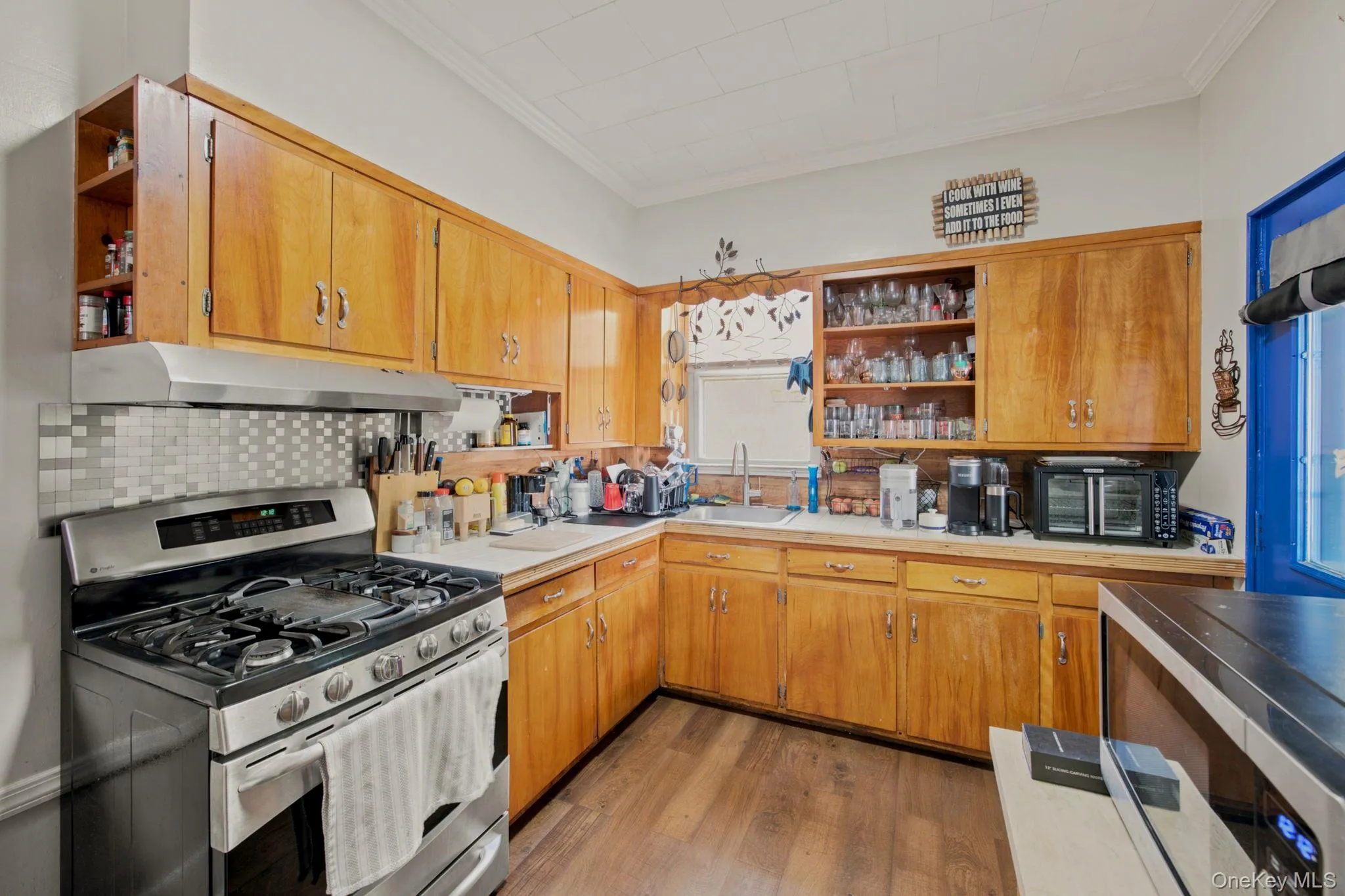 93-27 92nd Avenue, New York, NY, 4 Bedrooms Bedrooms, 7 Rooms Rooms,1 BathroomBathrooms,Residential,For Rent,92nd,0,1048019 93-27 92nd Avenue, New York, NY, 4 Bedrooms Bedrooms, 7 Rooms Rooms,1 BathroomBathrooms,Residential,For Rent,92nd,0,1048019