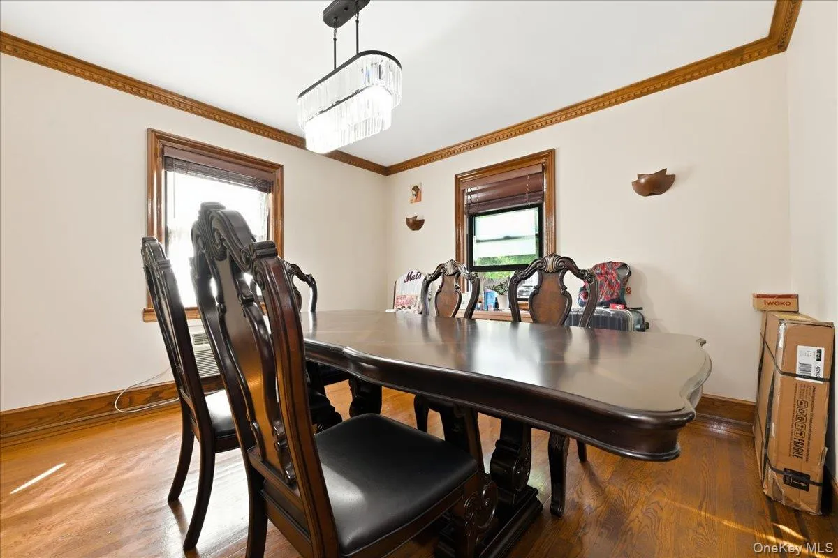 201 Glenmore Street, North Hempstead, NY, 3 Bedrooms Bedrooms, 7 Rooms Rooms,1 BathroomBathrooms,Residential Lease,For Rent,Glenmore,0,1048020 201 Glenmore Street, North Hempstead, NY, 3 Bedrooms Bedrooms, 7 Rooms Rooms,1 BathroomBathrooms,Residential Lease,For Rent,Glenmore,0,1048020