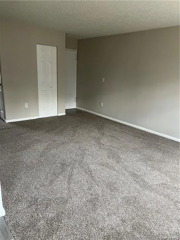 1502 Barclay Manor, Newburgh (town), NY, 1 Bedroom Bedrooms, 3 Rooms Rooms,1 BathroomBathrooms,Residential Lease,For Rent,Barclay,0,1048024 1502 Barclay Manor, Newburgh (town), NY, 1 Bedroom Bedrooms, 3 Rooms Rooms,1 BathroomBathrooms,Residential Lease,For Rent,Barclay,0,1048024