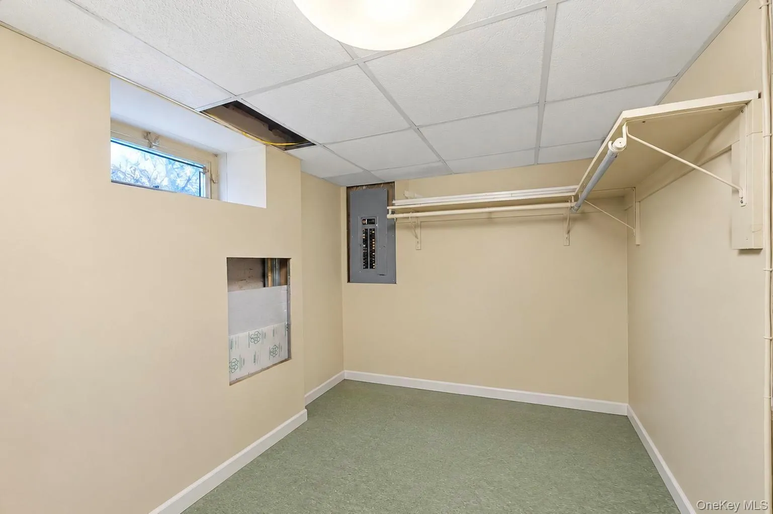 325 Beachview Street, Babylon, NY, 2 Bedrooms Bedrooms, 5 Rooms Rooms,2 BathroomsBathrooms,Residential,For Rent,Beachview,0,1048025 325 Beachview Street, Babylon, NY, 2 Bedrooms Bedrooms, 5 Rooms Rooms,2 BathroomsBathrooms,Residential,For Rent,Beachview,0,1048025