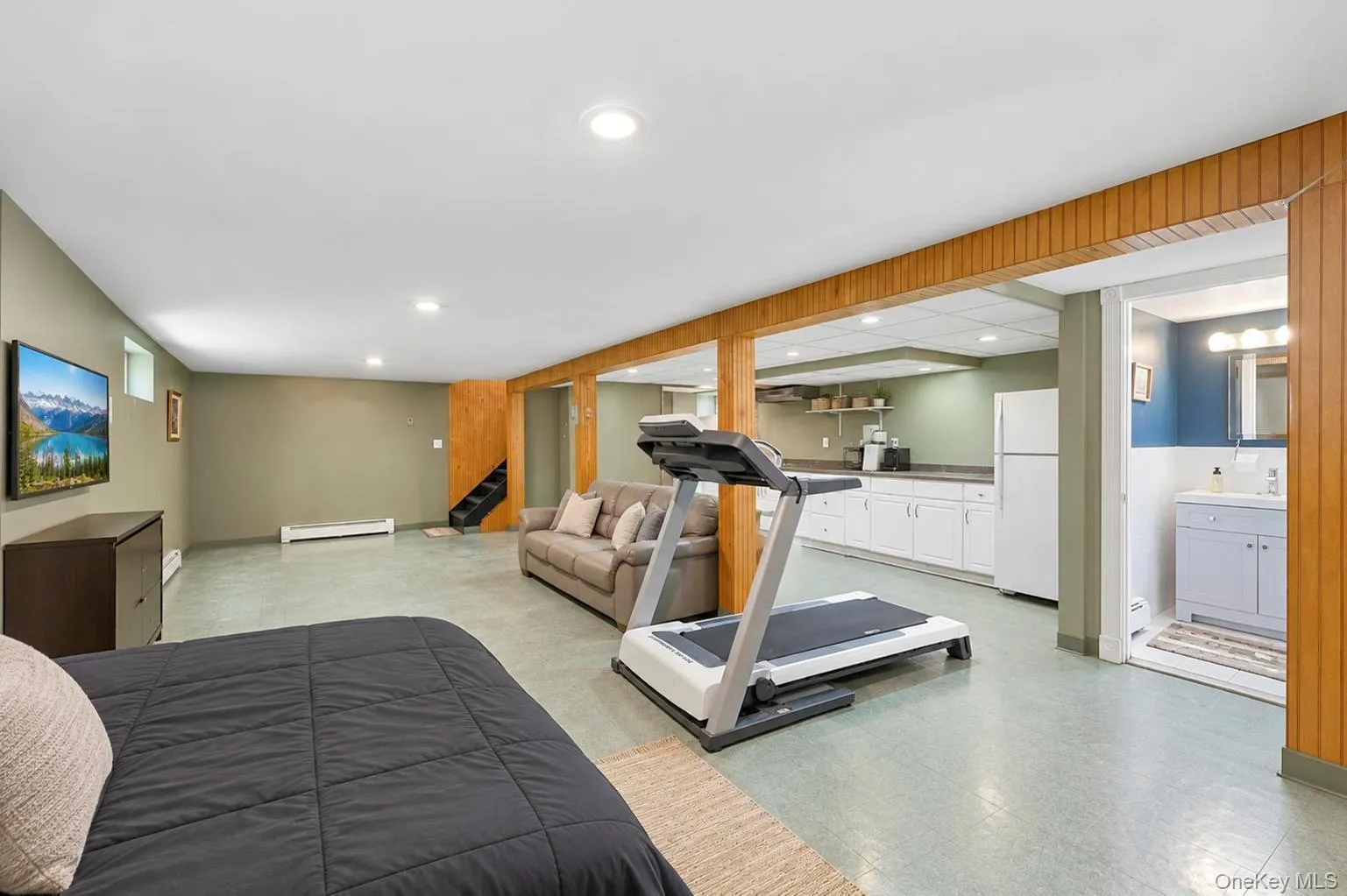 325 Beachview Street, Babylon, NY, 2 Bedrooms Bedrooms, 5 Rooms Rooms,2 BathroomsBathrooms,Residential,For Rent,Beachview,0,1048025 325 Beachview Street, Babylon, NY, 2 Bedrooms Bedrooms, 5 Rooms Rooms,2 BathroomsBathrooms,Residential,For Rent,Beachview,0,1048025