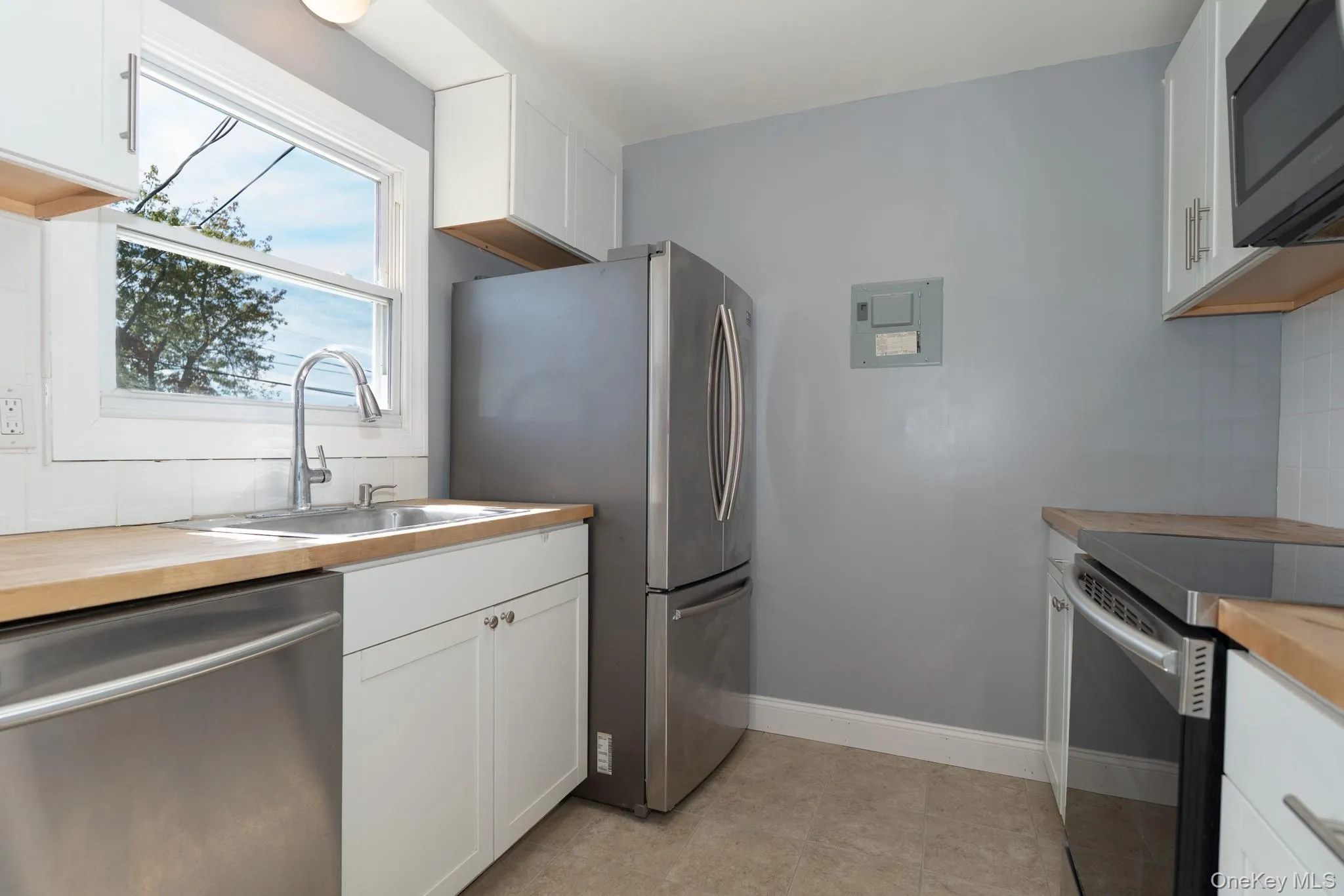 1548 Route 9, Wappinger, NY, 1 Bedroom Bedrooms, 4 Rooms Rooms,1 BathroomBathrooms,Residential,For Rent,Route 9,0,1048026 1548 Route 9, Wappinger, NY, 1 Bedroom Bedrooms, 4 Rooms Rooms,1 BathroomBathrooms,Residential,For Rent,Route 9,0,1048026