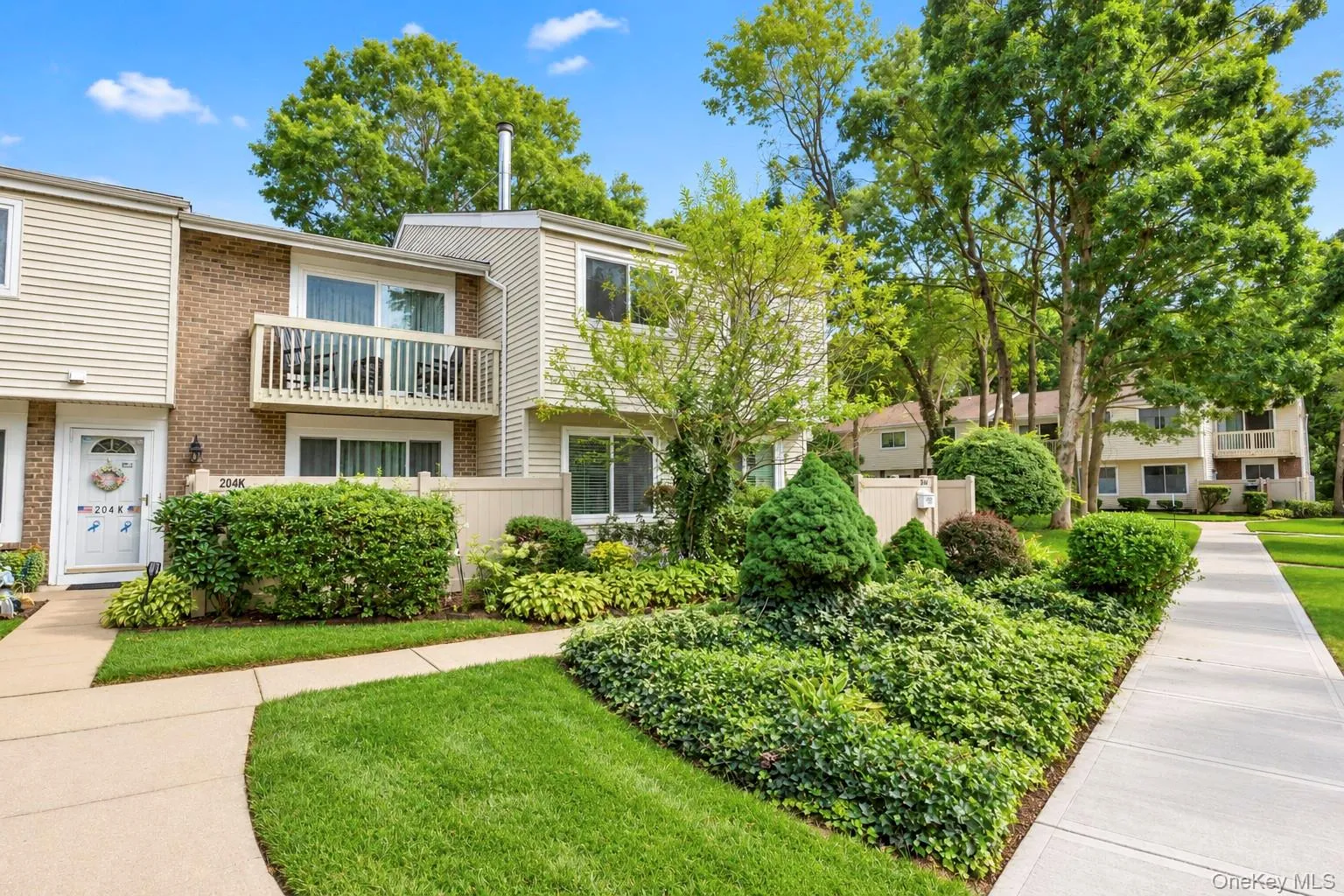 204 Springmeadow Drive, Islip, NY, 3 Bedrooms Bedrooms, 6 Rooms Rooms,1 BathroomBathrooms,Residential,For Rent,Springmeadow,0,1048027 204 Springmeadow Drive, Islip, NY, 3 Bedrooms Bedrooms, 6 Rooms Rooms,1 BathroomBathrooms,Residential,For Rent,Springmeadow,0,1048027