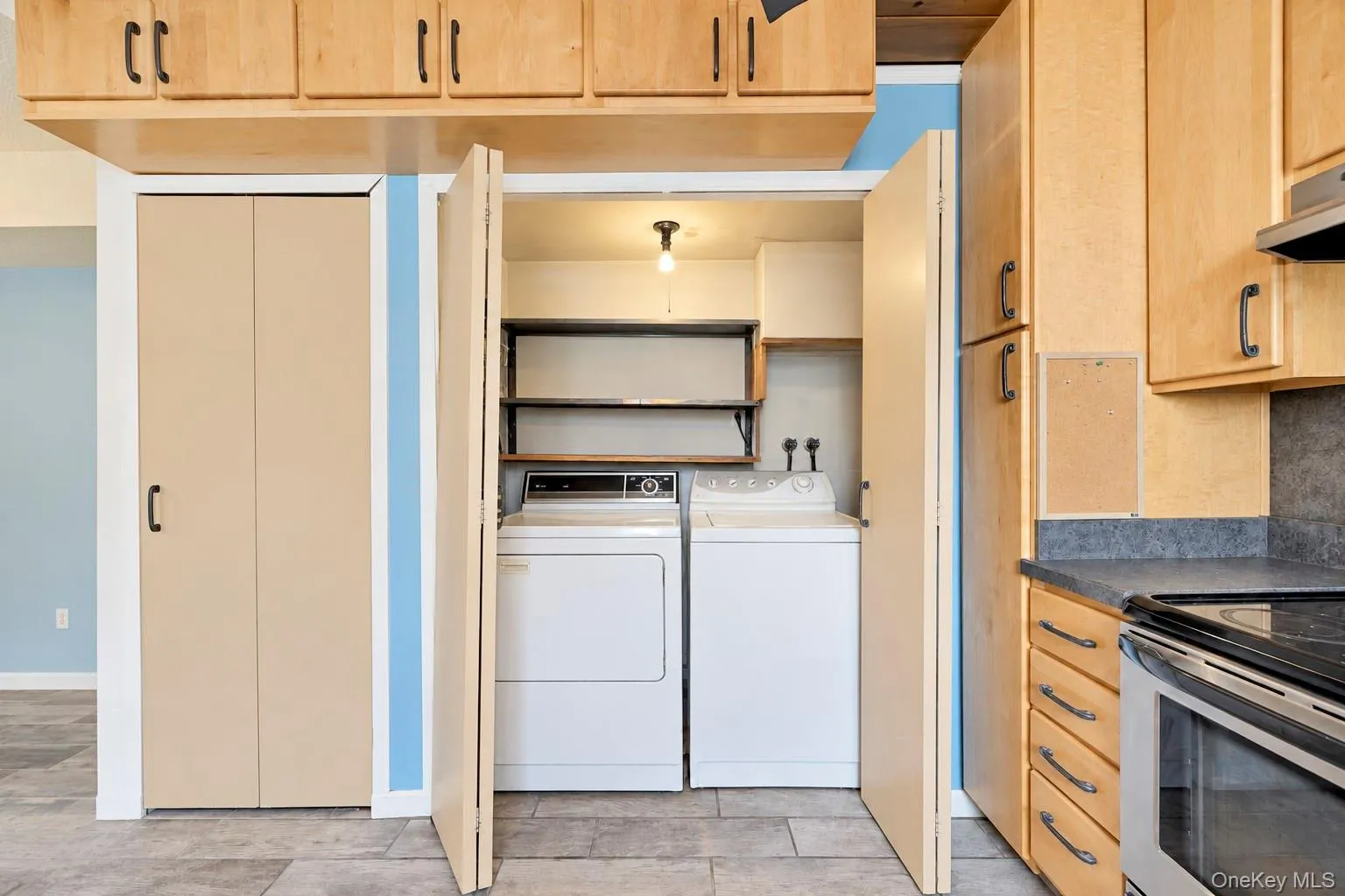 204 Springmeadow Drive, Islip, NY, 3 Bedrooms Bedrooms, 6 Rooms Rooms,1 BathroomBathrooms,Residential,For Rent,Springmeadow,0,1048027 204 Springmeadow Drive, Islip, NY, 3 Bedrooms Bedrooms, 6 Rooms Rooms,1 BathroomBathrooms,Residential,For Rent,Springmeadow,0,1048027