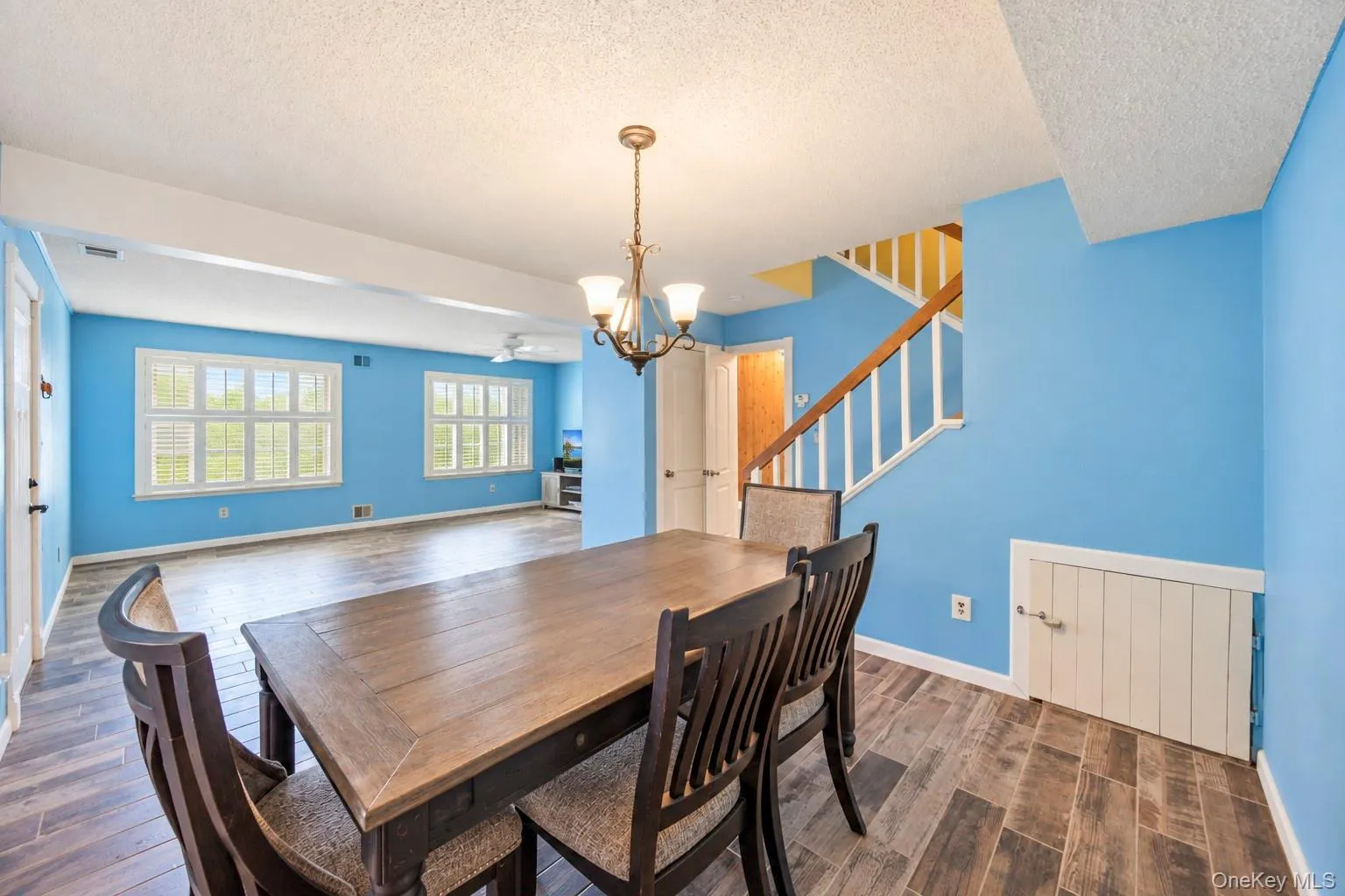 204 Springmeadow Drive, Islip, NY, 3 Bedrooms Bedrooms, 6 Rooms Rooms,1 BathroomBathrooms,Residential,For Rent,Springmeadow,0,1048027 204 Springmeadow Drive, Islip, NY, 3 Bedrooms Bedrooms, 6 Rooms Rooms,1 BathroomBathrooms,Residential,For Rent,Springmeadow,0,1048027