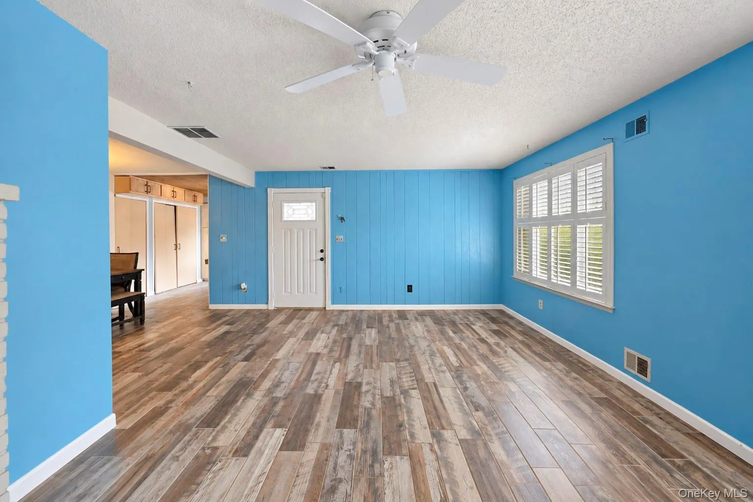 204 Springmeadow Drive, Islip, NY, 3 Bedrooms Bedrooms, 6 Rooms Rooms,1 BathroomBathrooms,Residential,For Rent,Springmeadow,0,1048027 204 Springmeadow Drive, Islip, NY, 3 Bedrooms Bedrooms, 6 Rooms Rooms,1 BathroomBathrooms,Residential,For Rent,Springmeadow,0,1048027