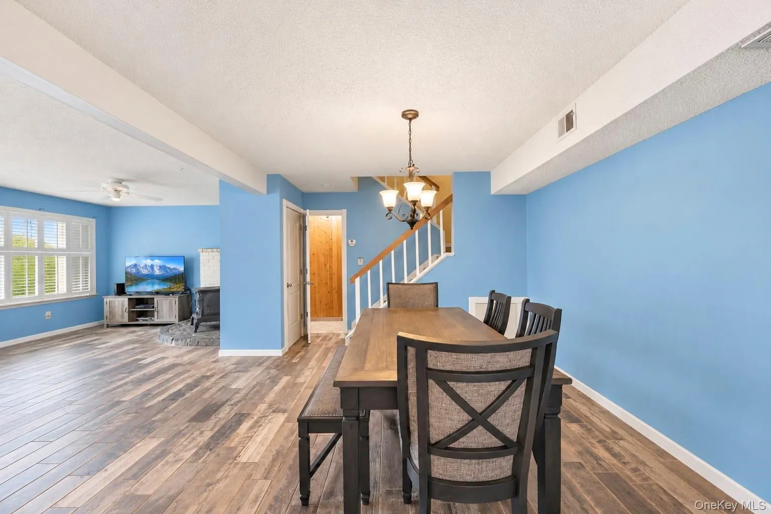 204 Springmeadow Drive, Islip, NY, 3 Bedrooms Bedrooms, 6 Rooms Rooms,1 BathroomBathrooms,Residential,For Rent,Springmeadow,0,1048027 204 Springmeadow Drive, Islip, NY, 3 Bedrooms Bedrooms, 6 Rooms Rooms,1 BathroomBathrooms,Residential,For Rent,Springmeadow,0,1048027
