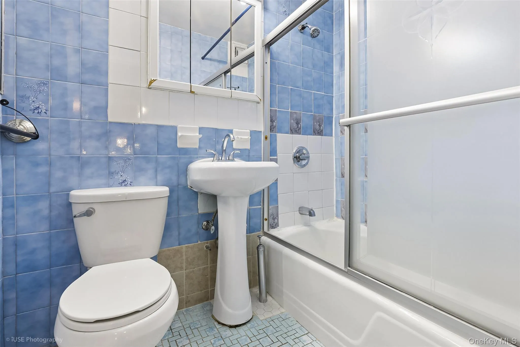 41-31 51st Street, New York, NY, 1 Bedroom Bedrooms, 4 Rooms Rooms,1 BathroomBathrooms,Residential,For Rent,51st Street,0,1048030 41-31 51st Street, New York, NY, 1 Bedroom Bedrooms, 4 Rooms Rooms,1 BathroomBathrooms,Residential,For Rent,51st Street,0,1048030