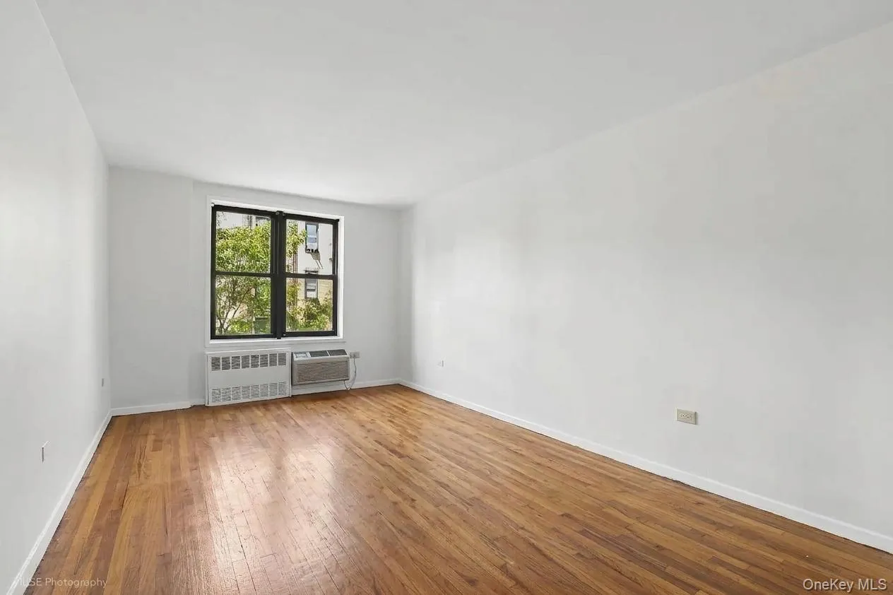 41-31 51st Street, New York, NY, 1 Bedroom Bedrooms, 4 Rooms Rooms,1 BathroomBathrooms,Residential,For Rent,51st Street,0,1048030 41-31 51st Street, New York, NY, 1 Bedroom Bedrooms, 4 Rooms Rooms,1 BathroomBathrooms,Residential,For Rent,51st Street,0,1048030
