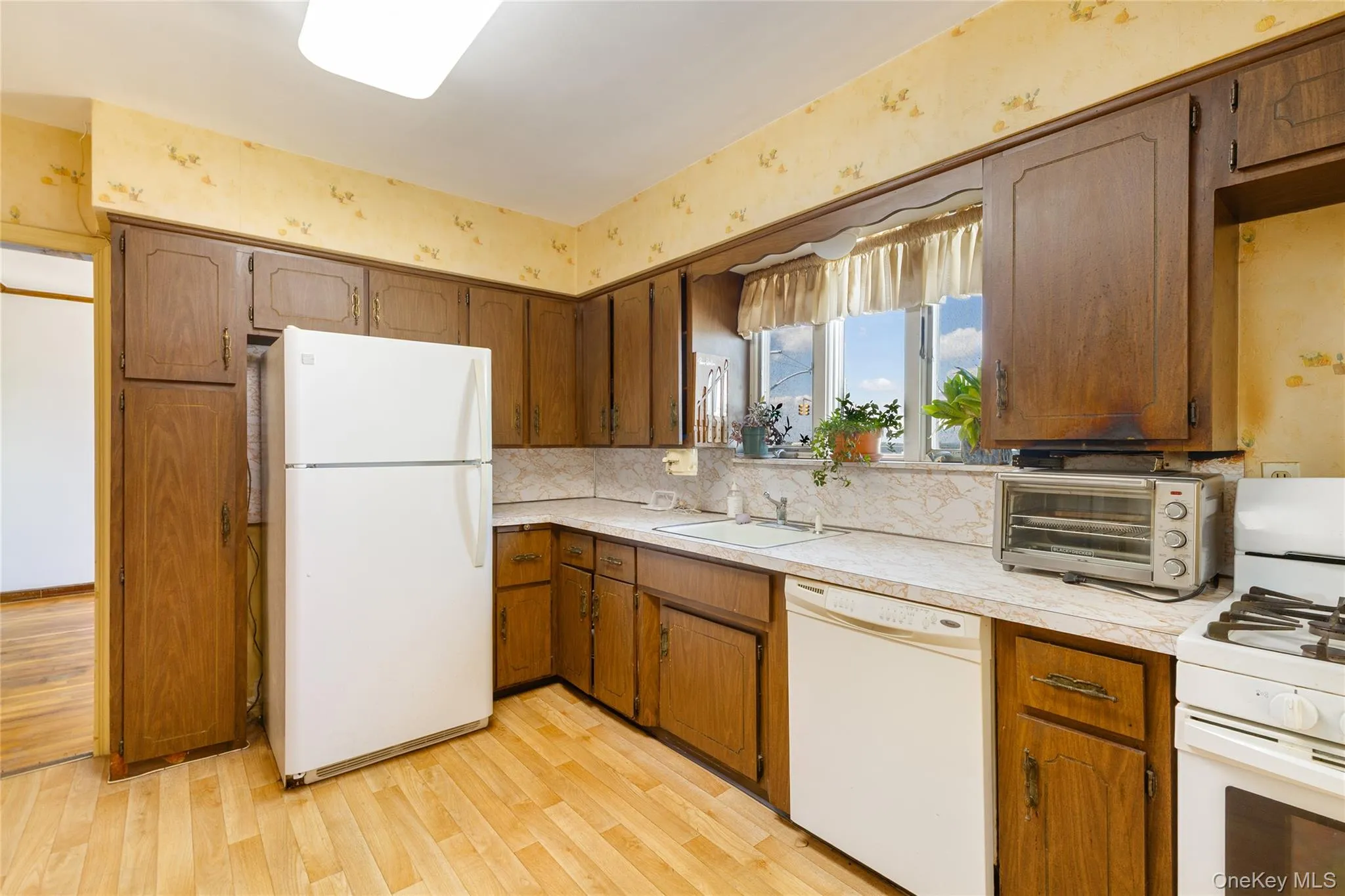127-17 Beach Channel Drive, New York, NY, 4 Bedrooms Bedrooms, 3 Rooms Rooms,3 BathroomsBathrooms,Residential,For Rent,Beach Channel,0,1048031 127-17 Beach Channel Drive, New York, NY, 4 Bedrooms Bedrooms, 3 Rooms Rooms,3 BathroomsBathrooms,Residential,For Rent,Beach Channel,0,1048031