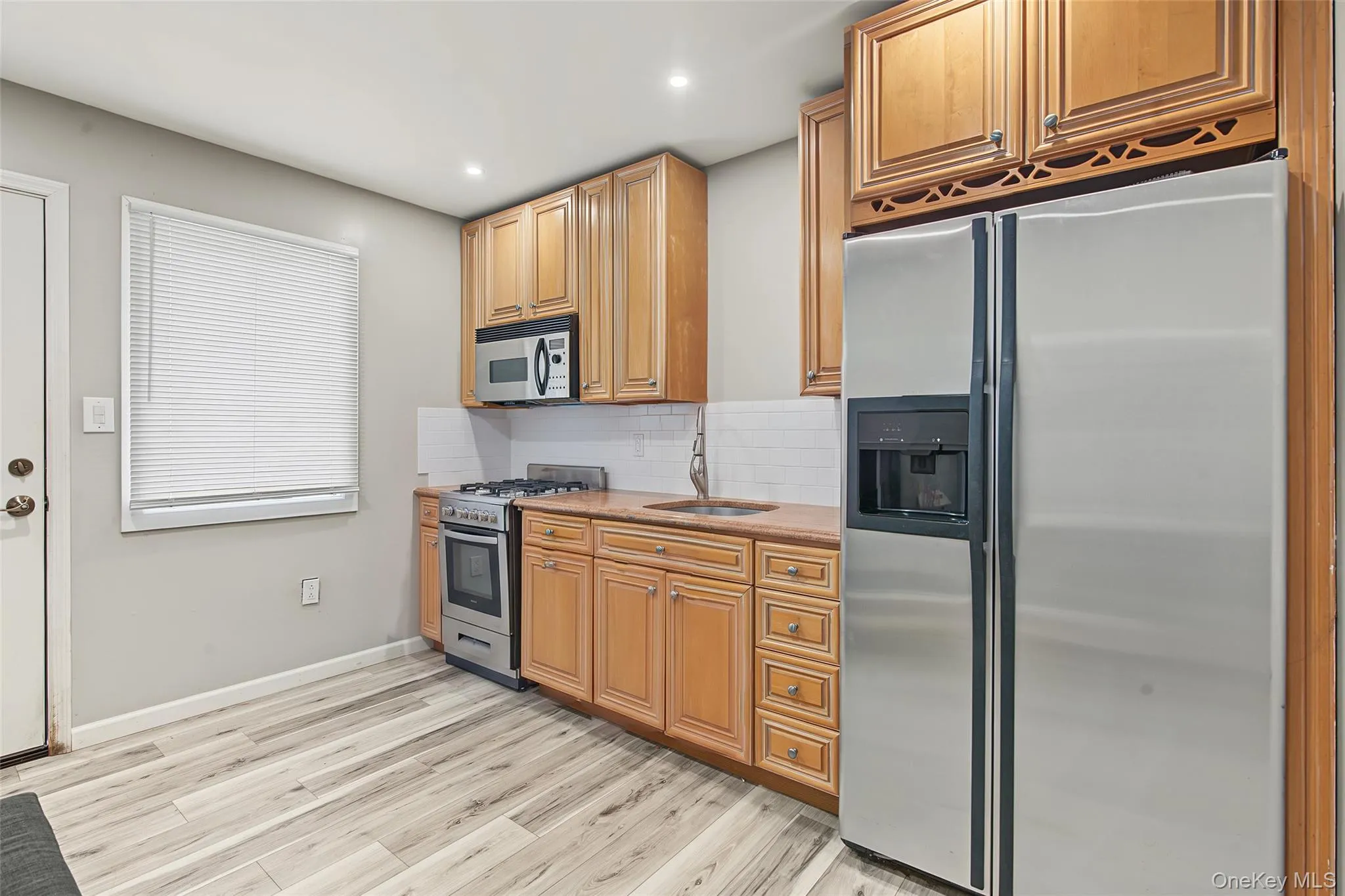 1085 Bay Shore Avenue, Islip, NY, 3 Bedrooms Bedrooms, 7 Rooms Rooms,3 BathroomsBathrooms,Residential,For Rent,Bay Shore,0,1048032 1085 Bay Shore Avenue, Islip, NY, 3 Bedrooms Bedrooms, 7 Rooms Rooms,3 BathroomsBathrooms,Residential,For Rent,Bay Shore,0,1048032
