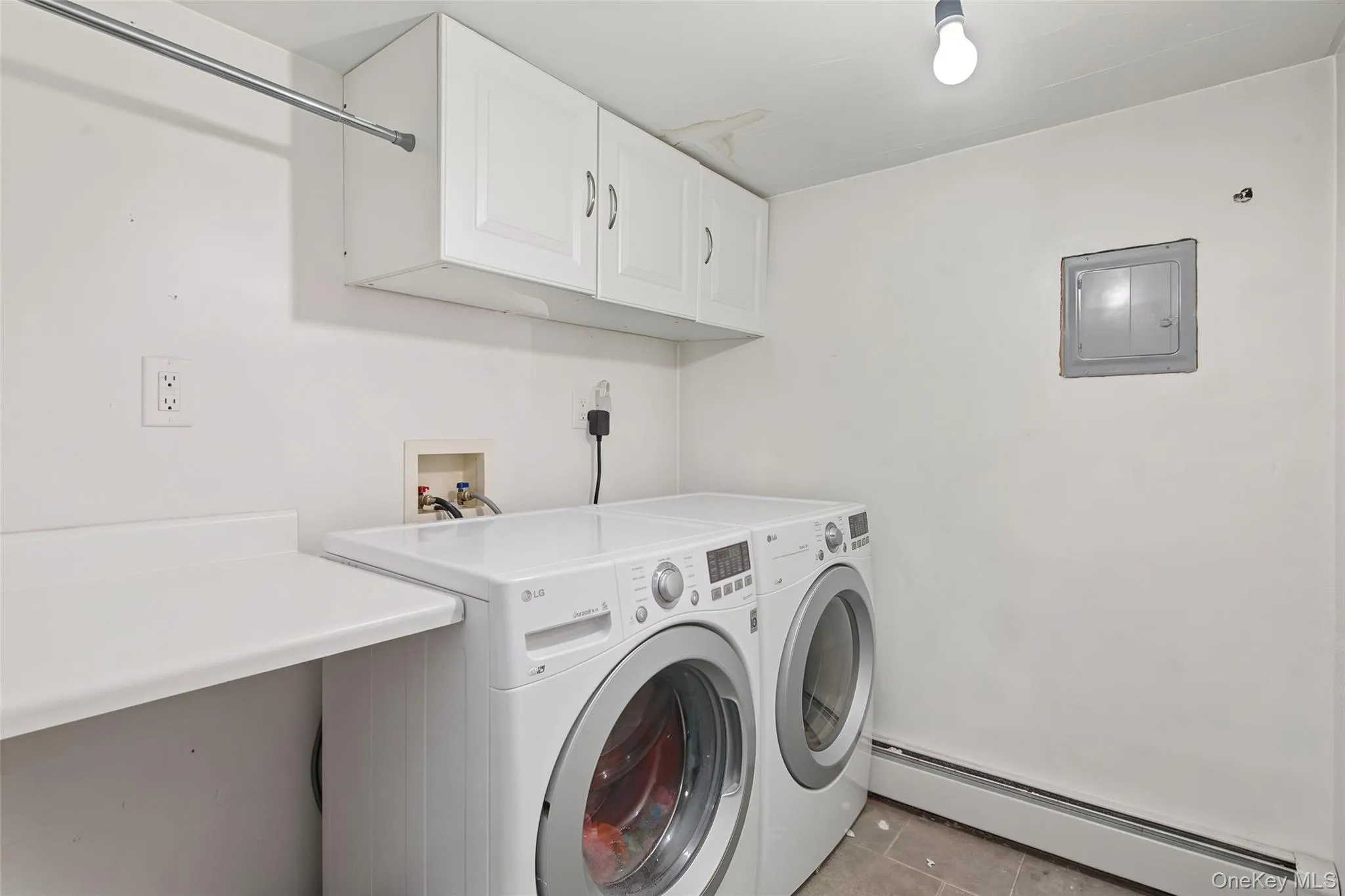 1085 Bay Shore Avenue, Islip, NY, 3 Bedrooms Bedrooms, 7 Rooms Rooms,3 BathroomsBathrooms,Residential,For Rent,Bay Shore,0,1048032 1085 Bay Shore Avenue, Islip, NY, 3 Bedrooms Bedrooms, 7 Rooms Rooms,3 BathroomsBathrooms,Residential,For Rent,Bay Shore,0,1048032