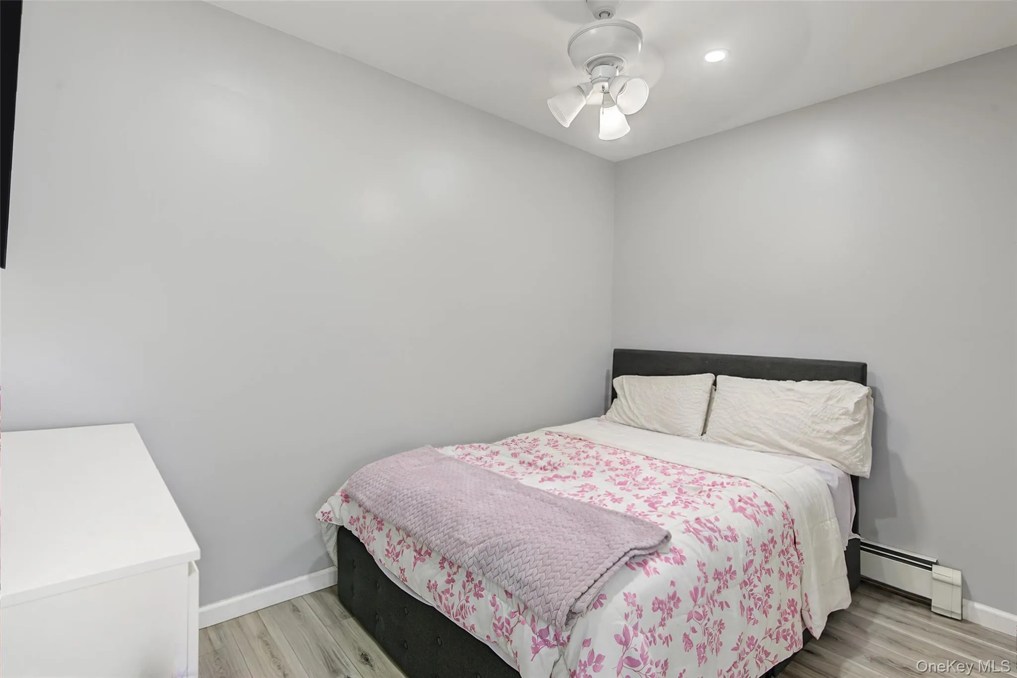 1085 Bay Shore Avenue, Islip, NY, 3 Bedrooms Bedrooms, 7 Rooms Rooms,3 BathroomsBathrooms,Residential,For Rent,Bay Shore,0,1048032 1085 Bay Shore Avenue, Islip, NY, 3 Bedrooms Bedrooms, 7 Rooms Rooms,3 BathroomsBathrooms,Residential,For Rent,Bay Shore,0,1048032