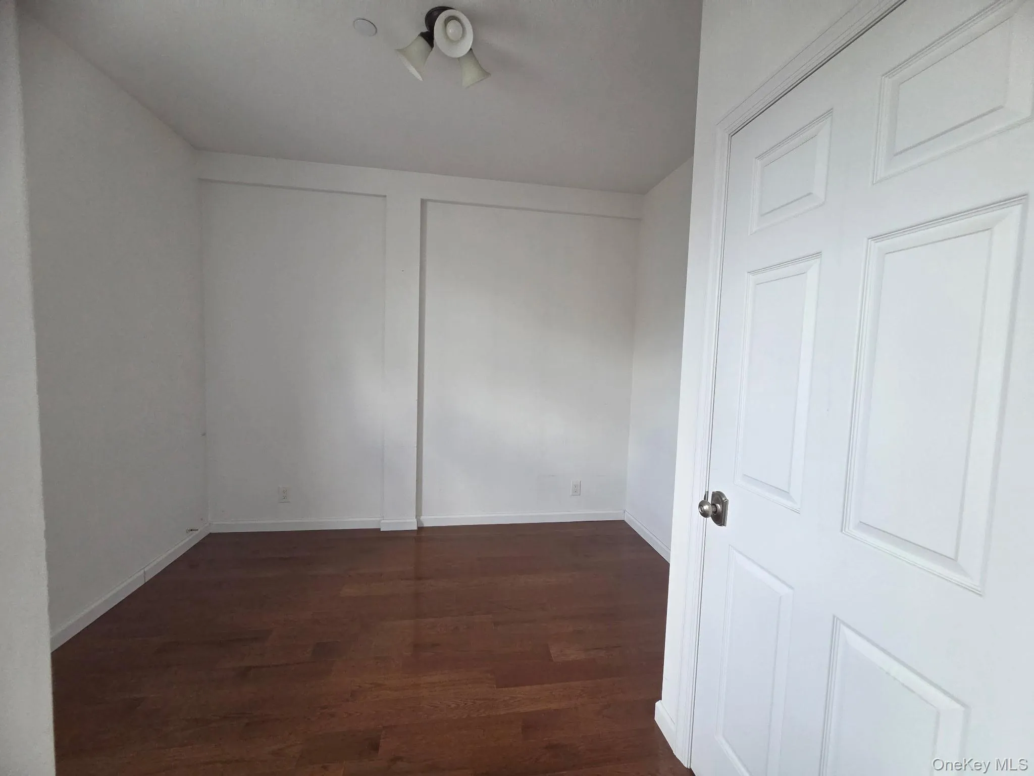 4043 97th Street, New York, NY, 3 Bedroom Bedrooms, 7 Room Rooms,2 BathroomBathrooms,Residential Lease,For Rent,97th,0,1048035 4043 97th Street, New York, NY, 3 Bedroom Bedrooms, 7 Room Rooms,2 BathroomBathrooms,Residential Lease,For Rent,97th,0,1048035