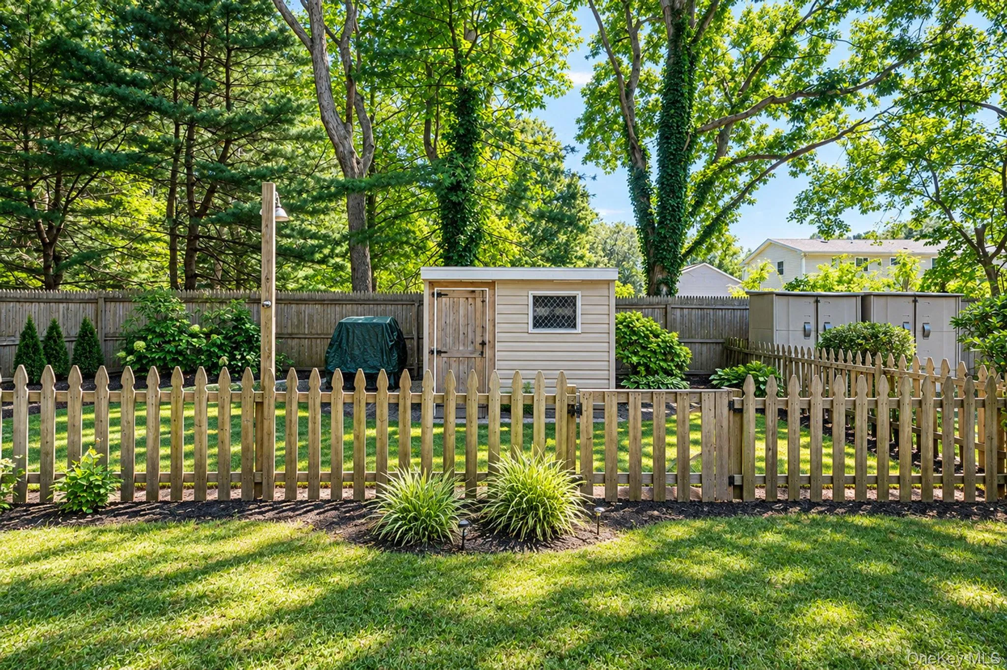 152 Grand Avenue, Brookhaven, NY, 3 Bedrooms Bedrooms, 6 Rooms Rooms,1 BathroomBathrooms,Residential,For Rent,Grand,0,1048036 152 Grand Avenue, Brookhaven, NY, 3 Bedrooms Bedrooms, 6 Rooms Rooms,1 BathroomBathrooms,Residential,For Rent,Grand,0,1048036