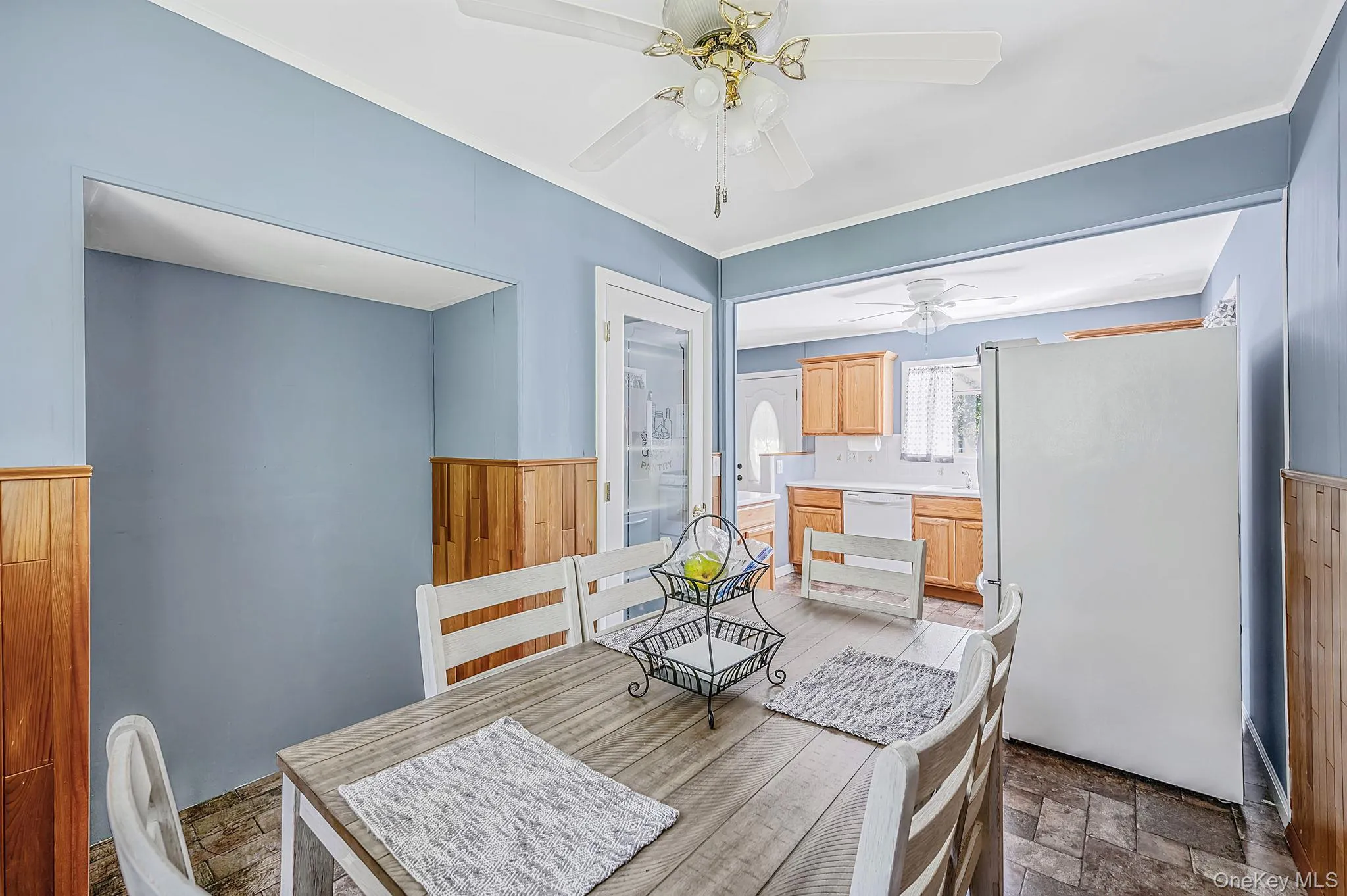 152 Grand Avenue, Brookhaven, NY, 3 Bedrooms Bedrooms, 6 Rooms Rooms,1 BathroomBathrooms,Residential,For Rent,Grand,0,1048036 152 Grand Avenue, Brookhaven, NY, 3 Bedrooms Bedrooms, 6 Rooms Rooms,1 BathroomBathrooms,Residential,For Rent,Grand,0,1048036