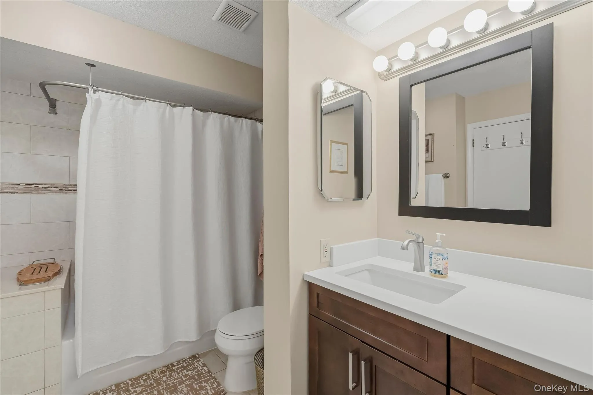 25 Villa Drive, Peekskill, NY, 1 Bedroom Bedrooms, 4 Rooms Rooms,2 BathroomsBathrooms,Residential,For Rent,Villa,0,1048039 25 Villa Drive, Peekskill, NY, 1 Bedroom Bedrooms, 4 Rooms Rooms,2 BathroomsBathrooms,Residential,For Rent,Villa,0,1048039