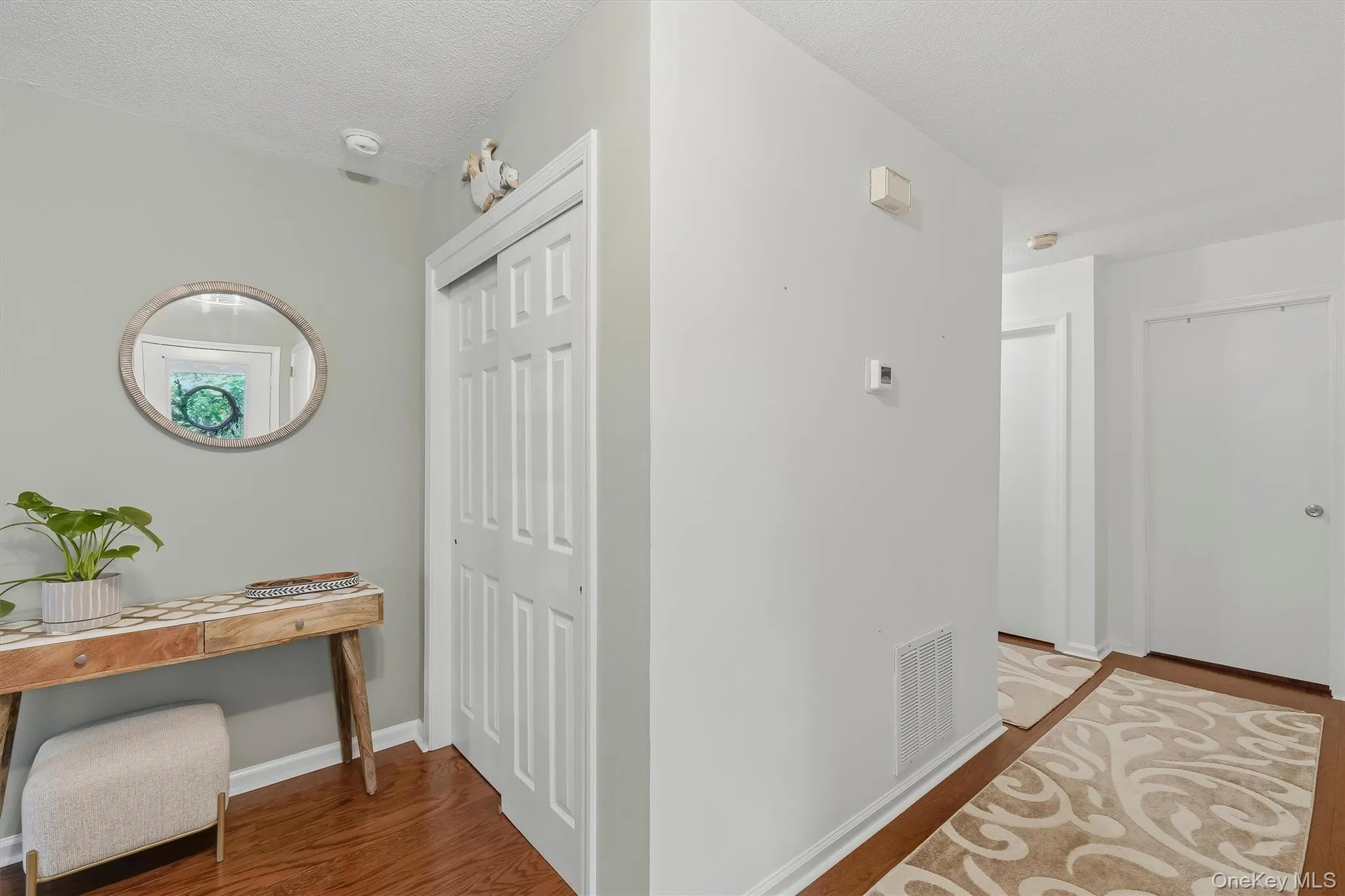 25 Villa Drive, Peekskill, NY, 1 Bedroom Bedrooms, 4 Rooms Rooms,2 BathroomsBathrooms,Residential,For Rent,Villa,0,1048039 25 Villa Drive, Peekskill, NY, 1 Bedroom Bedrooms, 4 Rooms Rooms,2 BathroomsBathrooms,Residential,For Rent,Villa,0,1048039